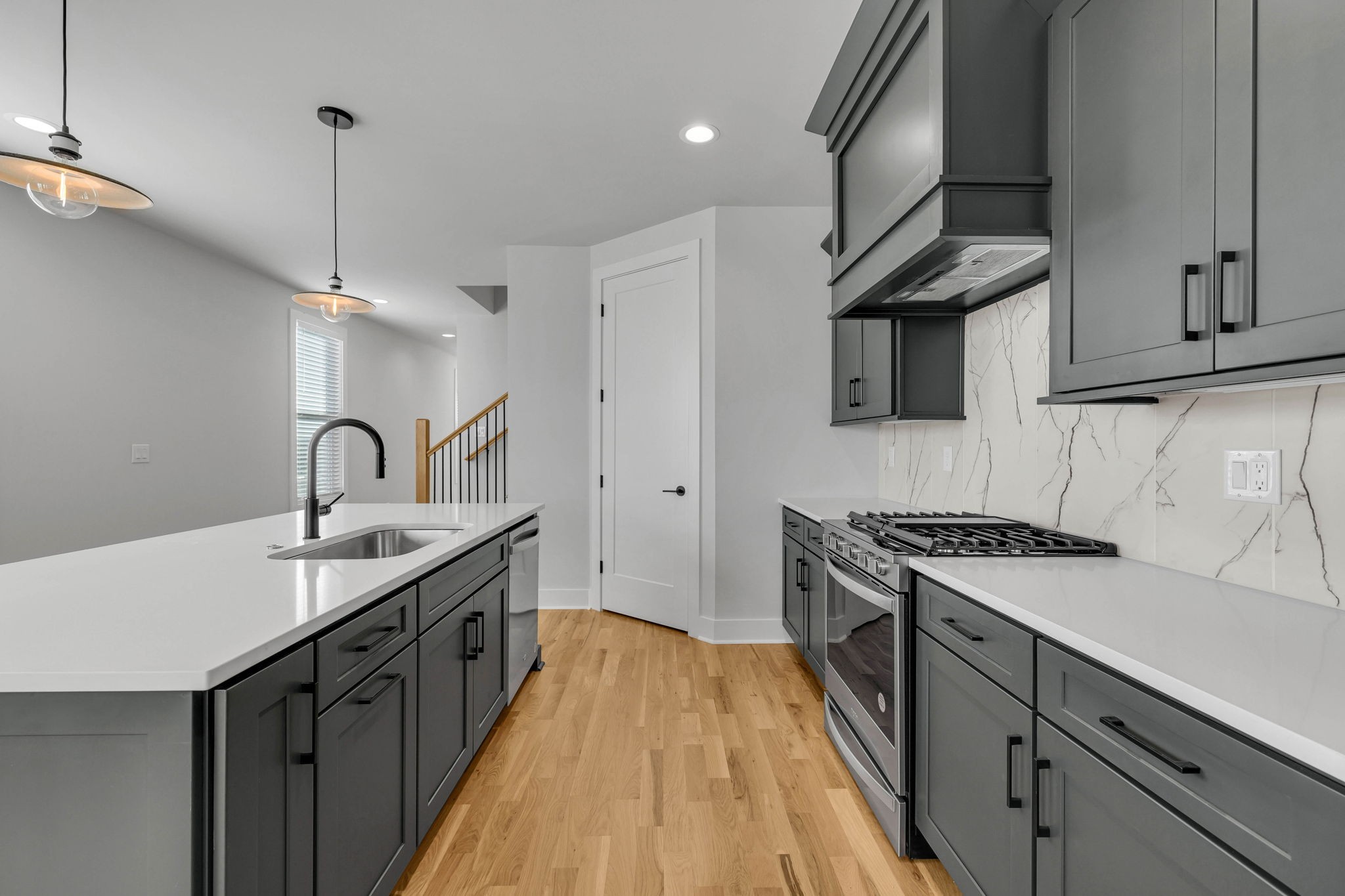 2102 12th Ave, N Unit: A