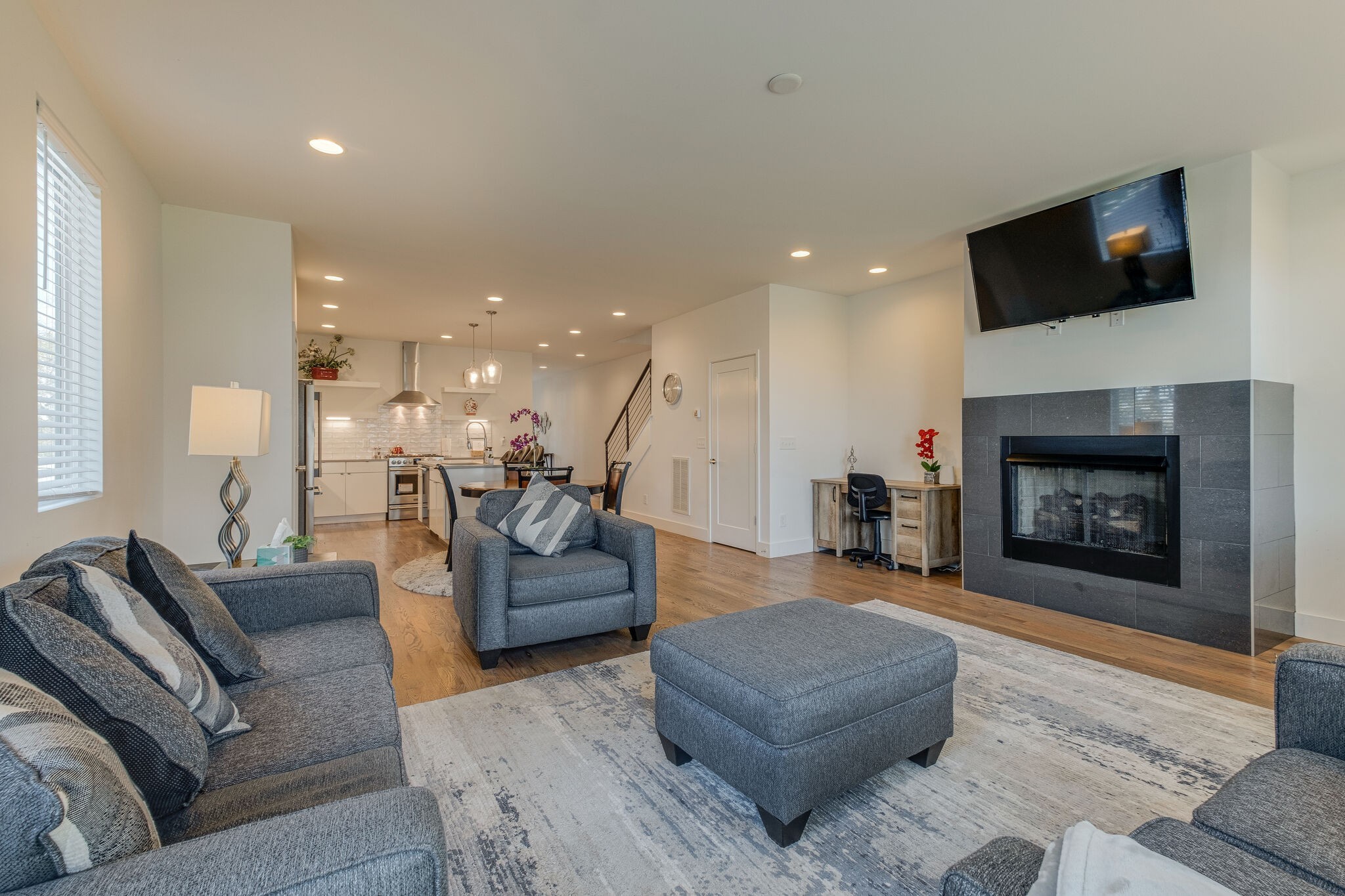119 Elmhurst Ave Unit: B