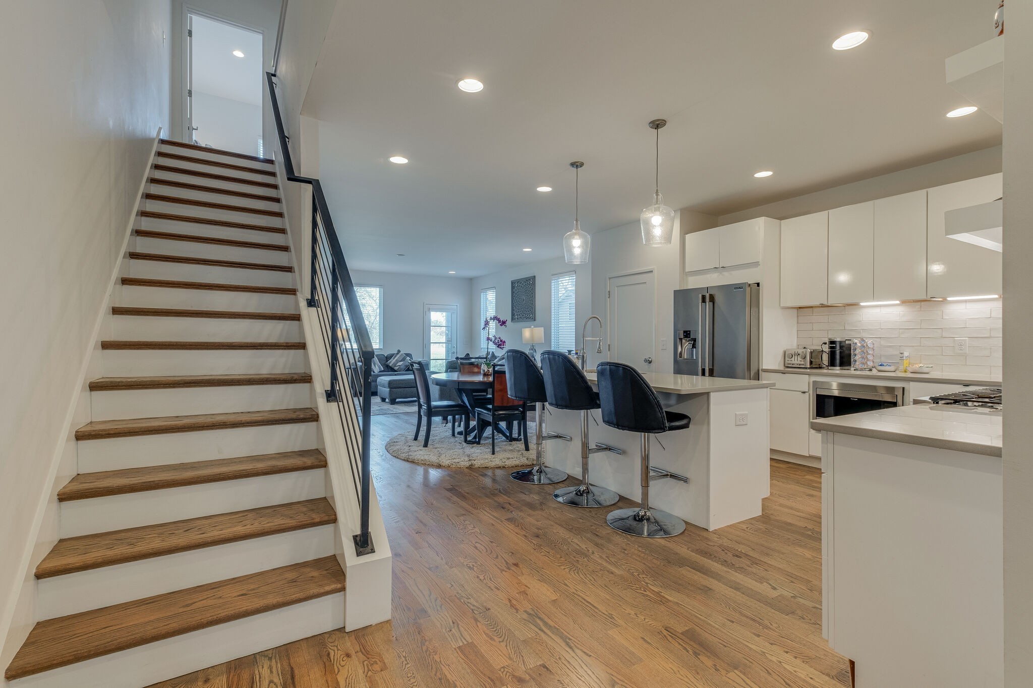 119 Elmhurst Ave Unit: B
