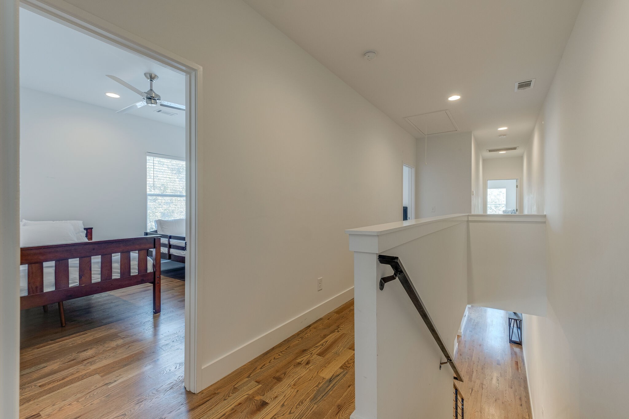 119 Elmhurst Ave Unit: B