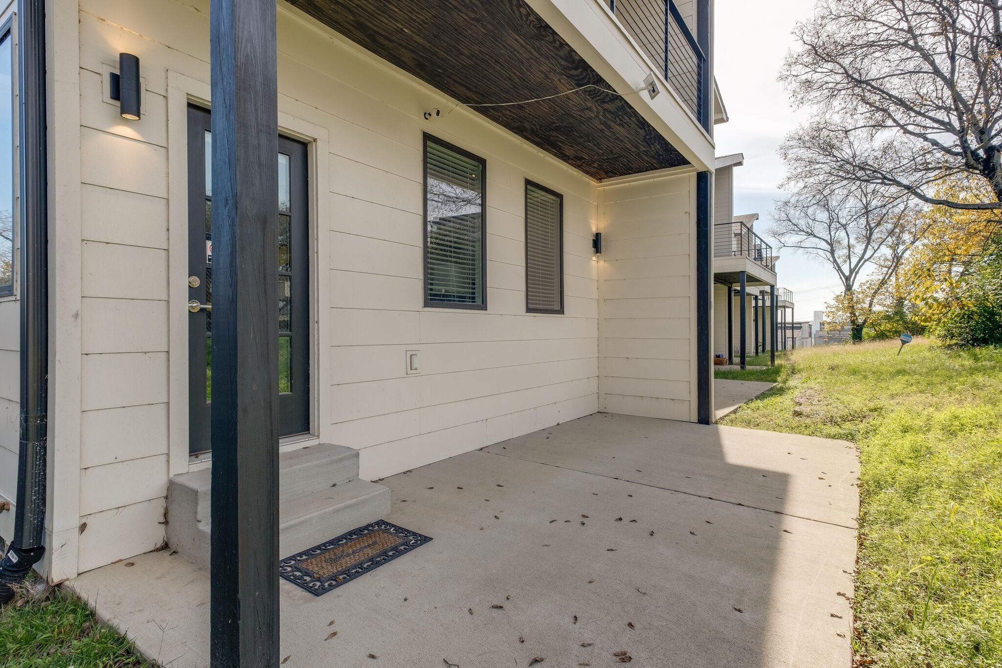 119 Elmhurst Ave Unit: B