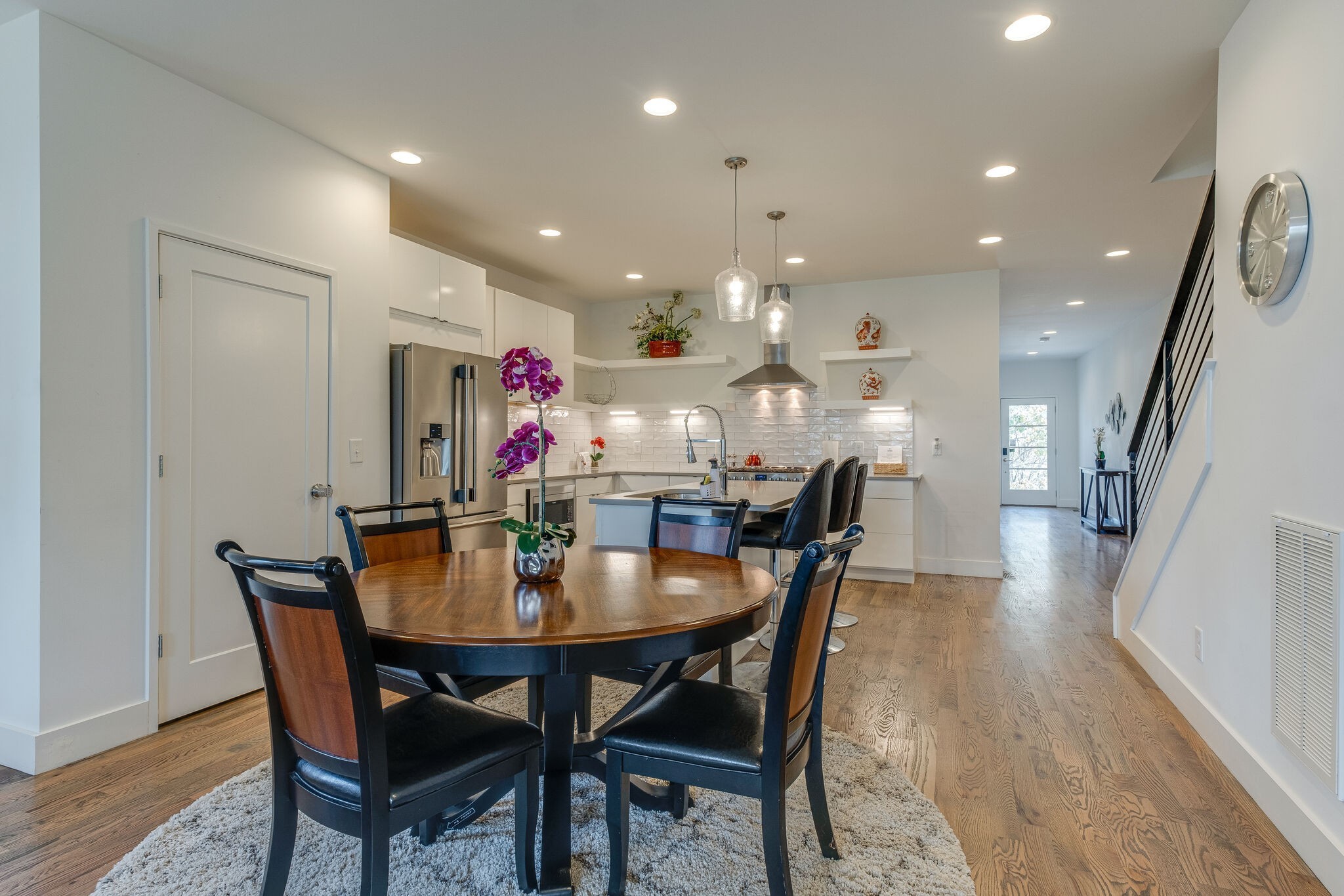 119 Elmhurst Ave Unit: B