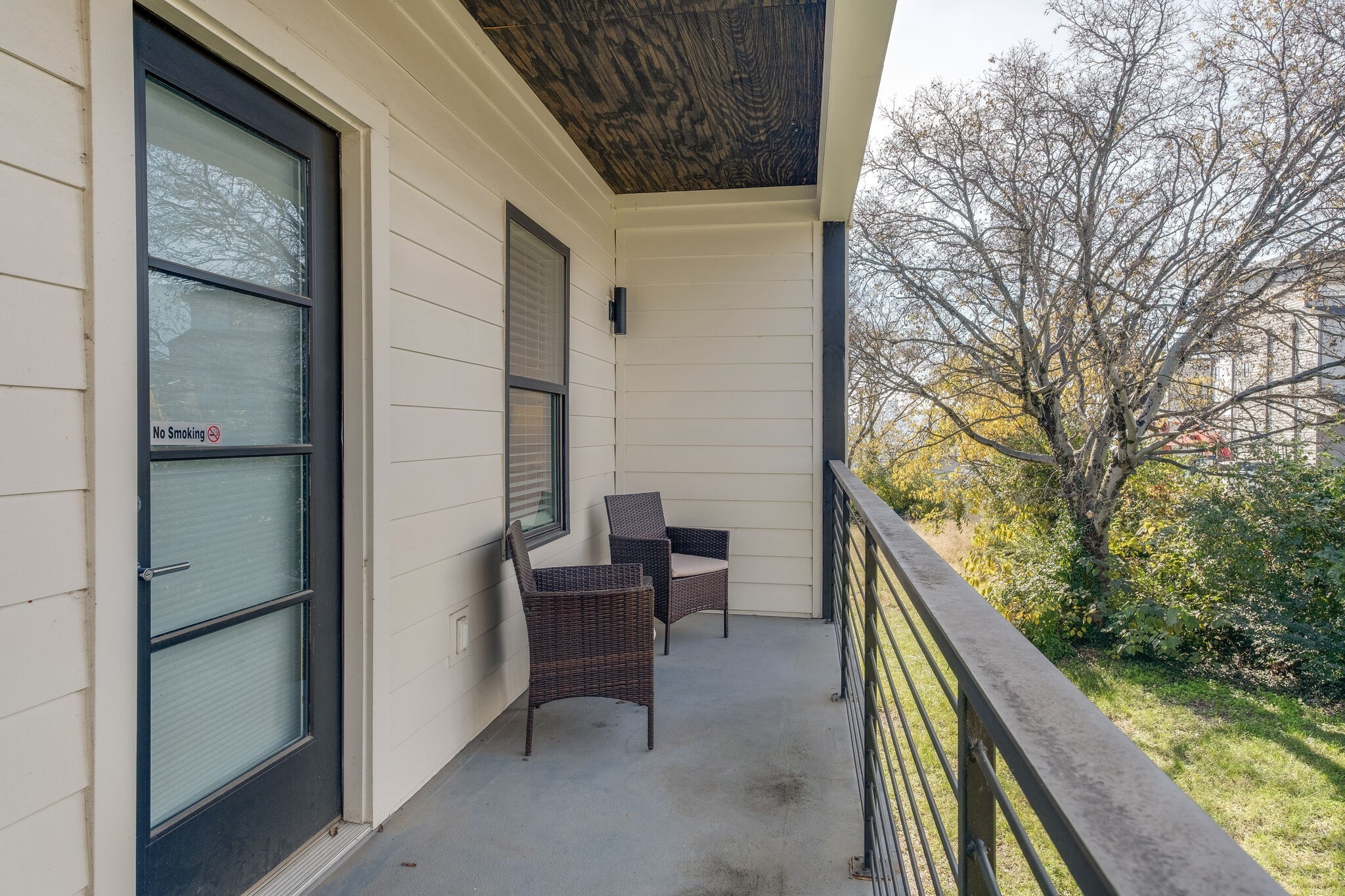 119 Elmhurst Ave Unit: B
