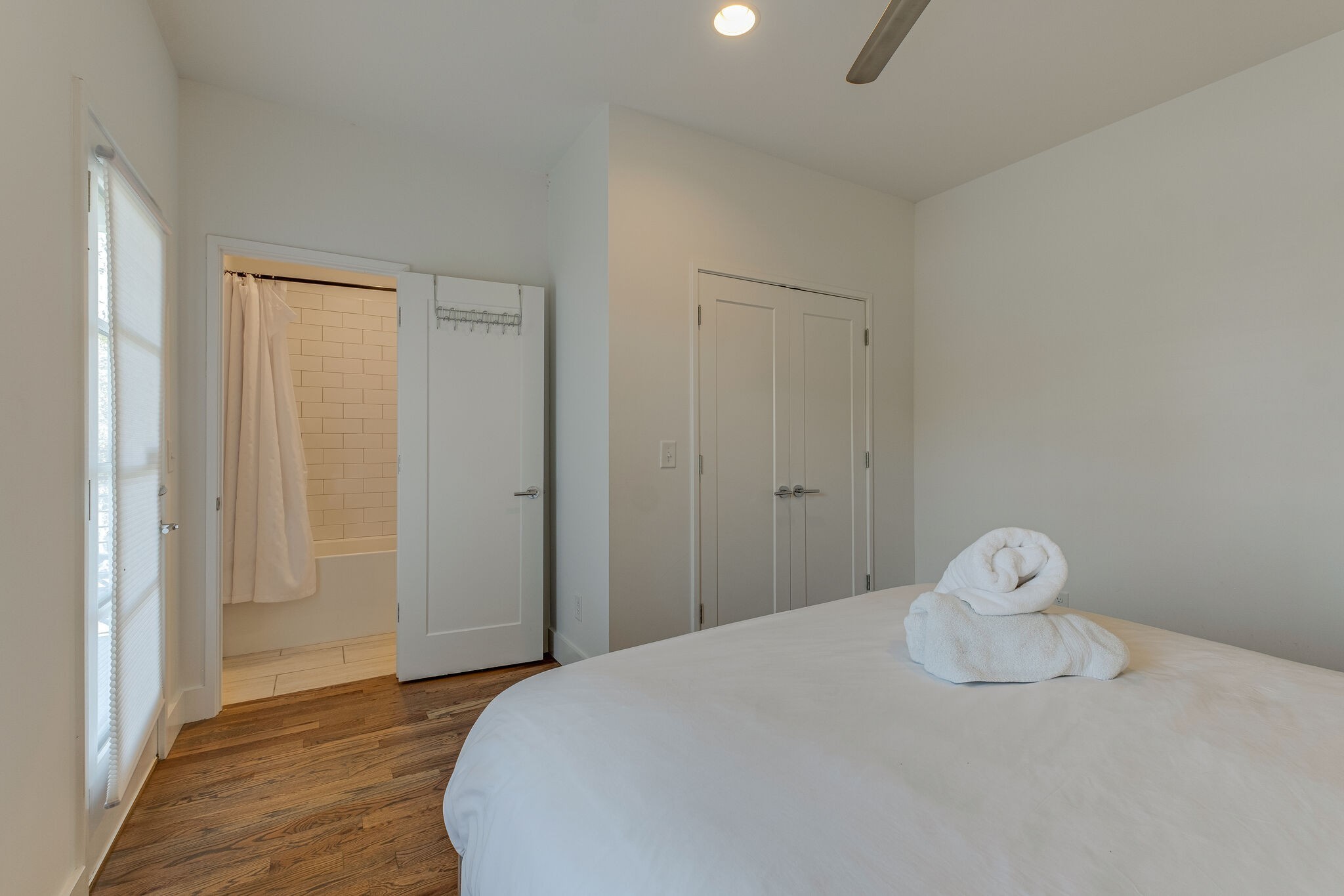 119 Elmhurst Ave Unit: B