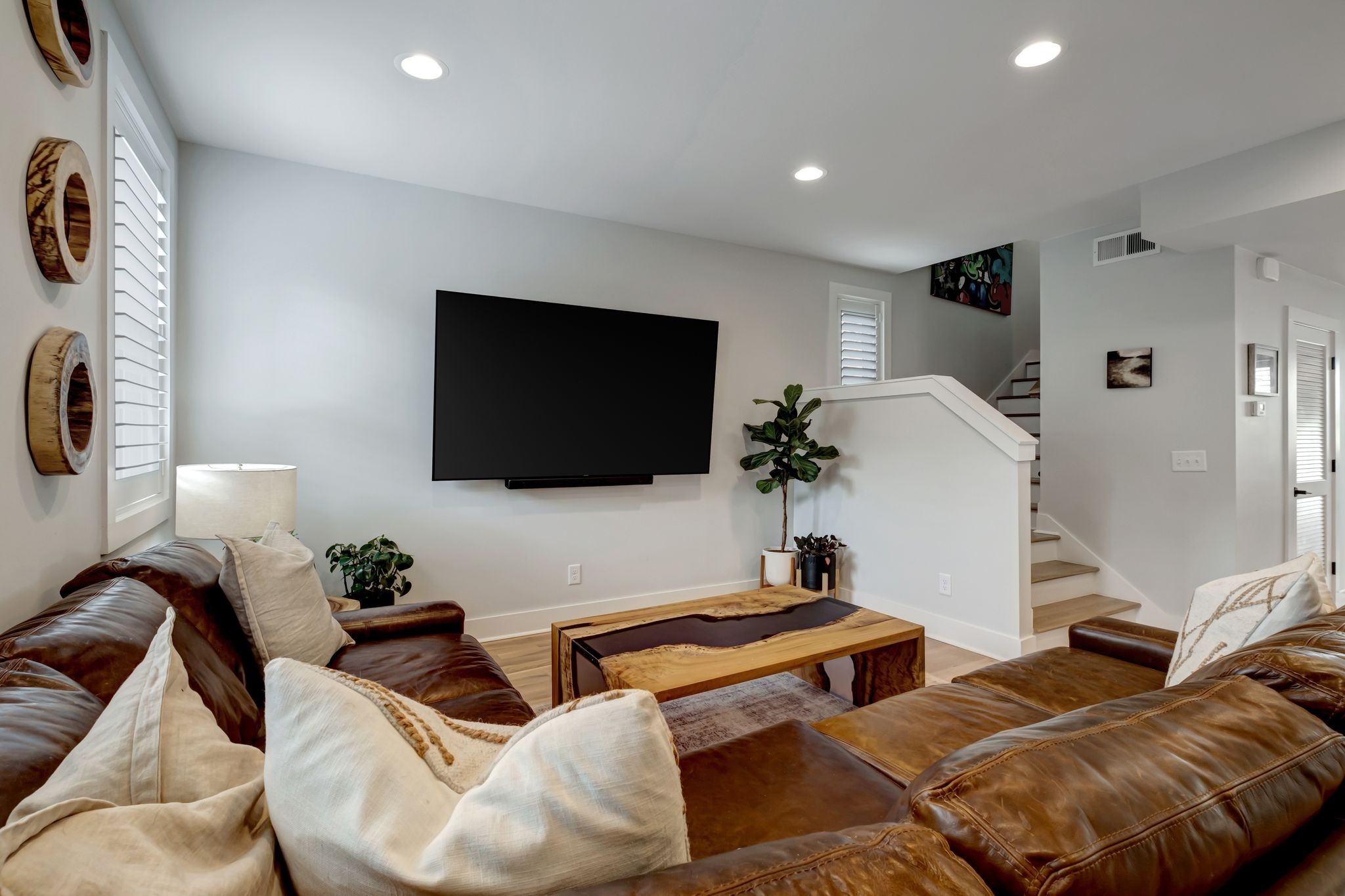 216 Berry St