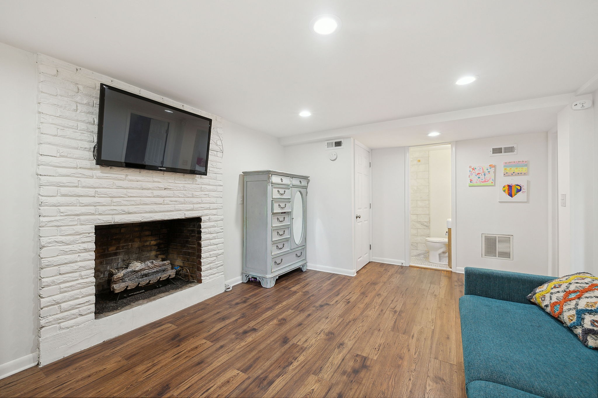 4404 Milesdale Ct