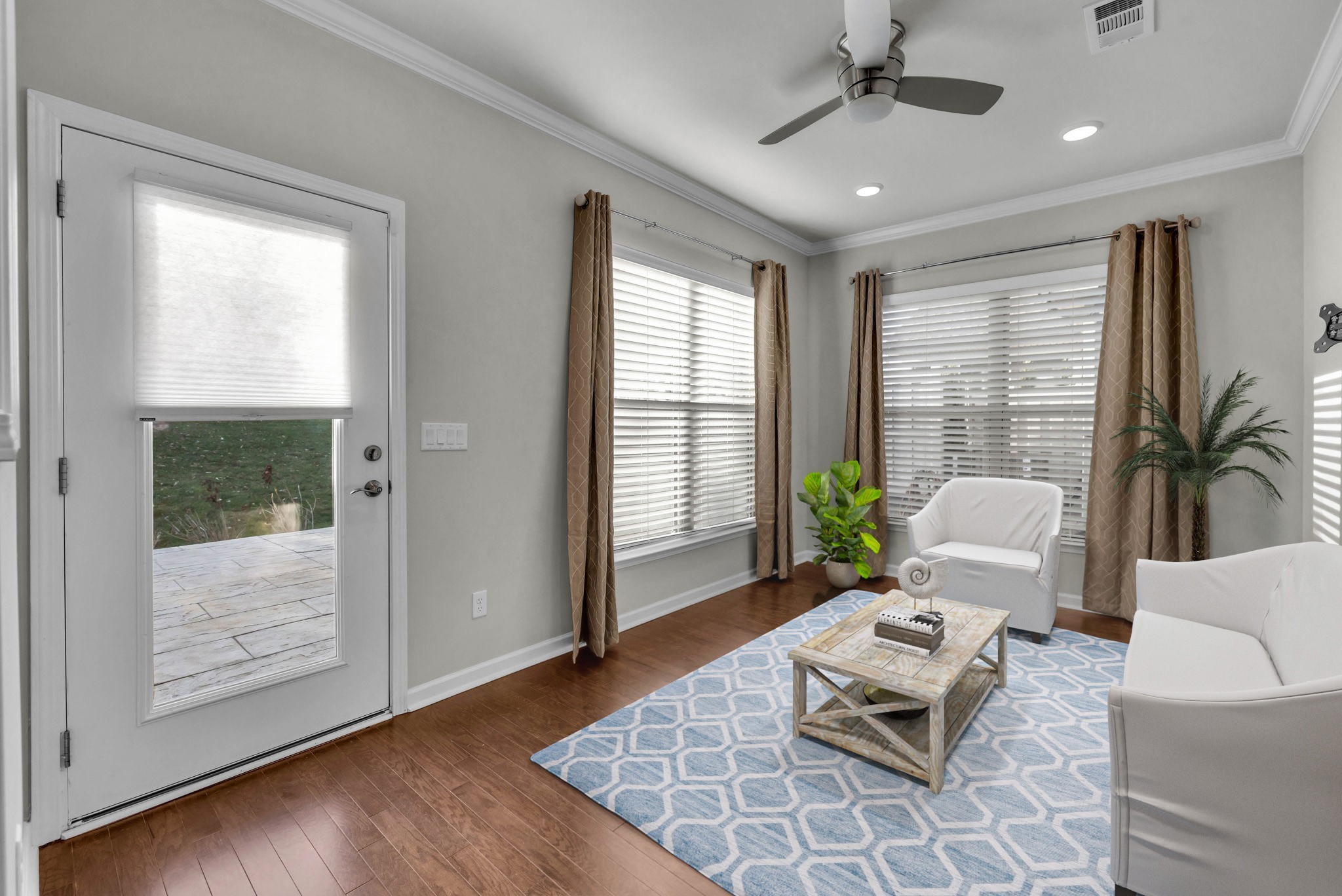 843 Clay Pl