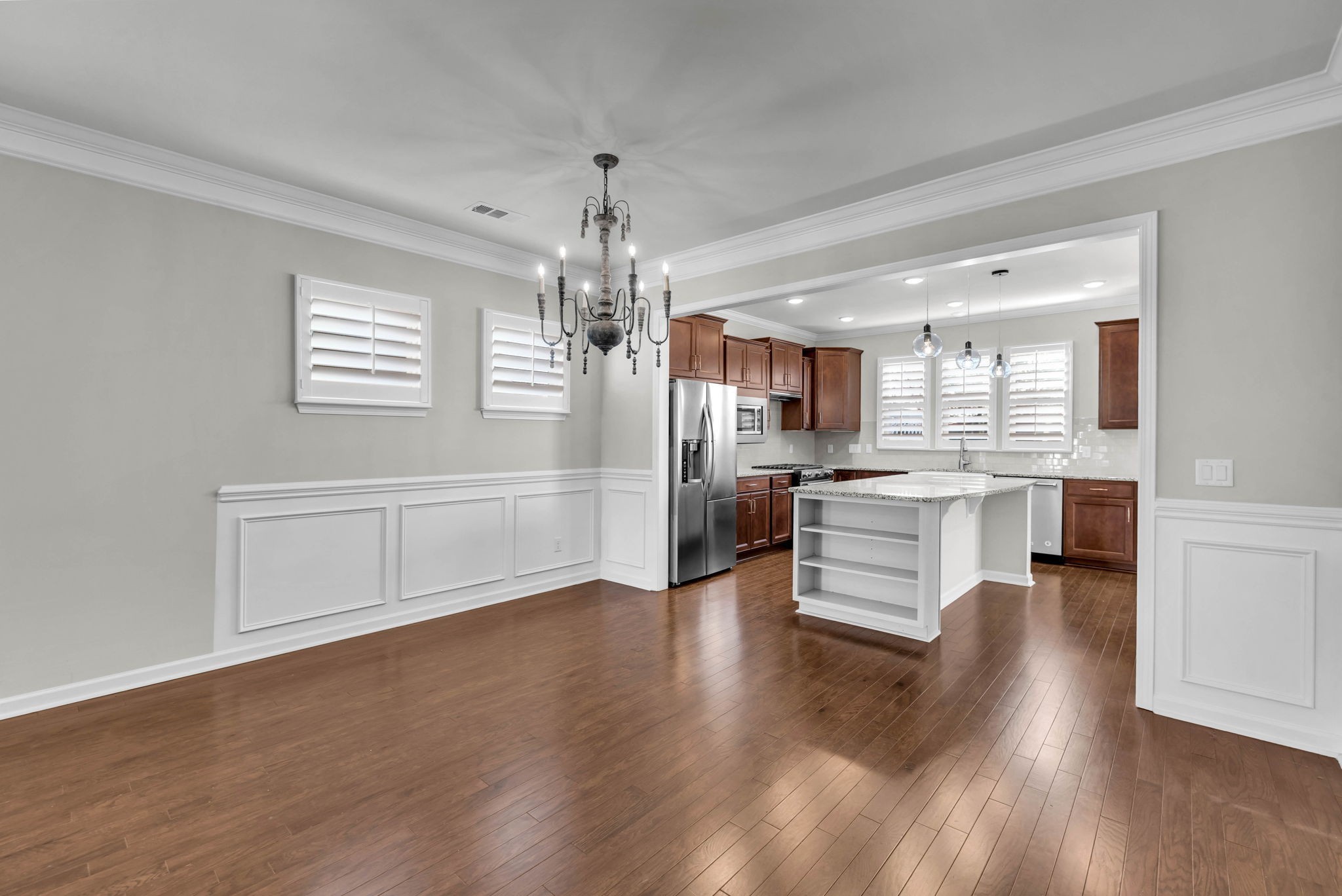 843 Clay Pl