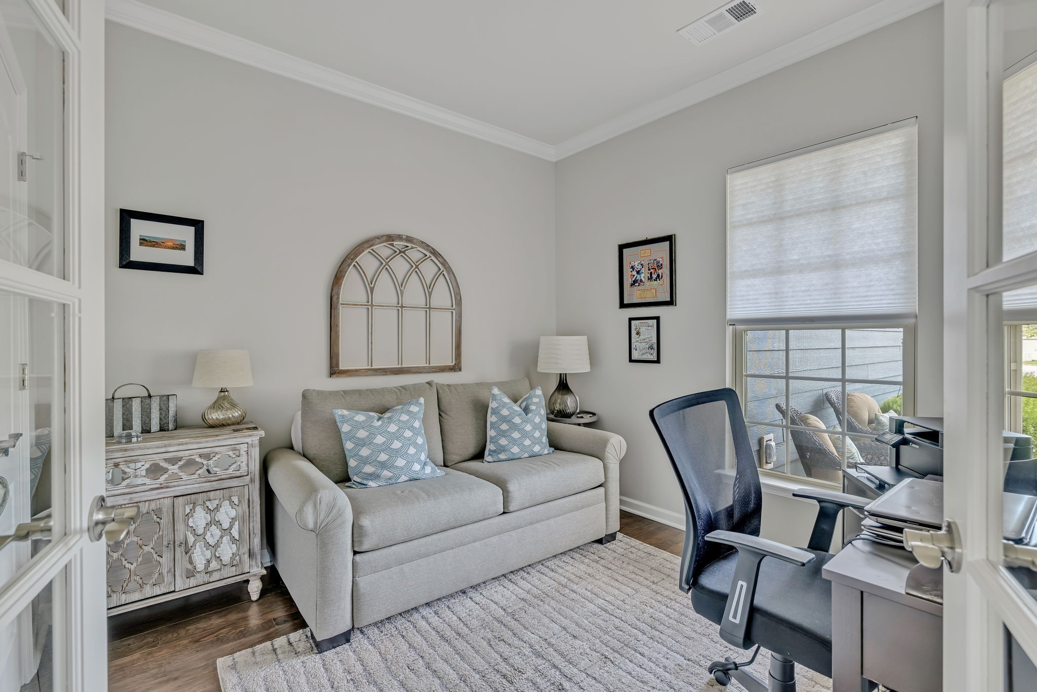 843 Clay Pl