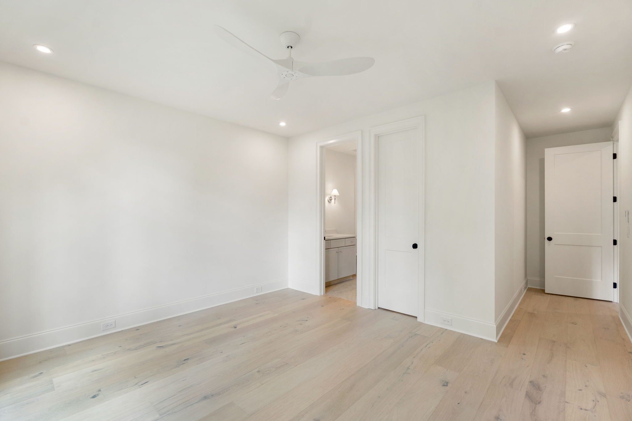 4426 Lealand Ln Unit: A