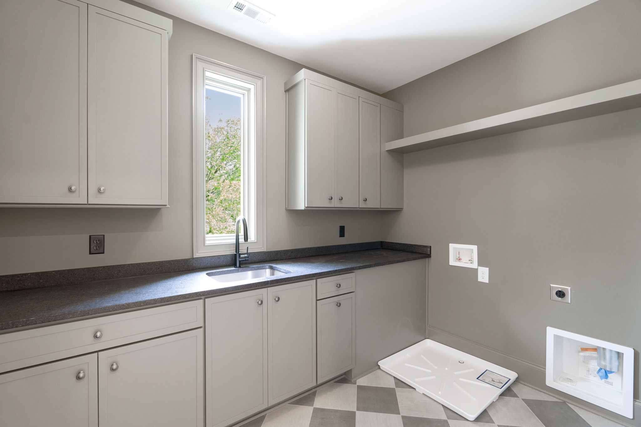 4426 Lealand Ln Unit: A