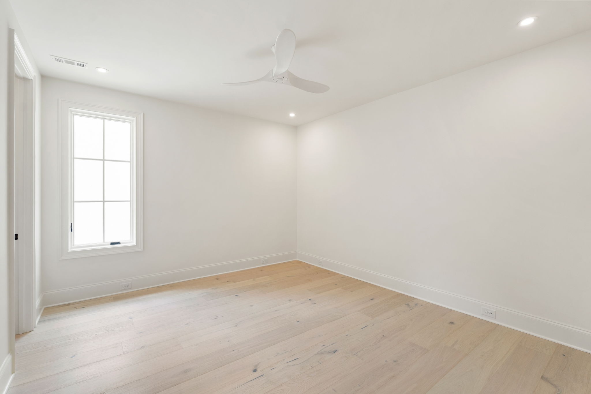 4426 Lealand Ln Unit: A
