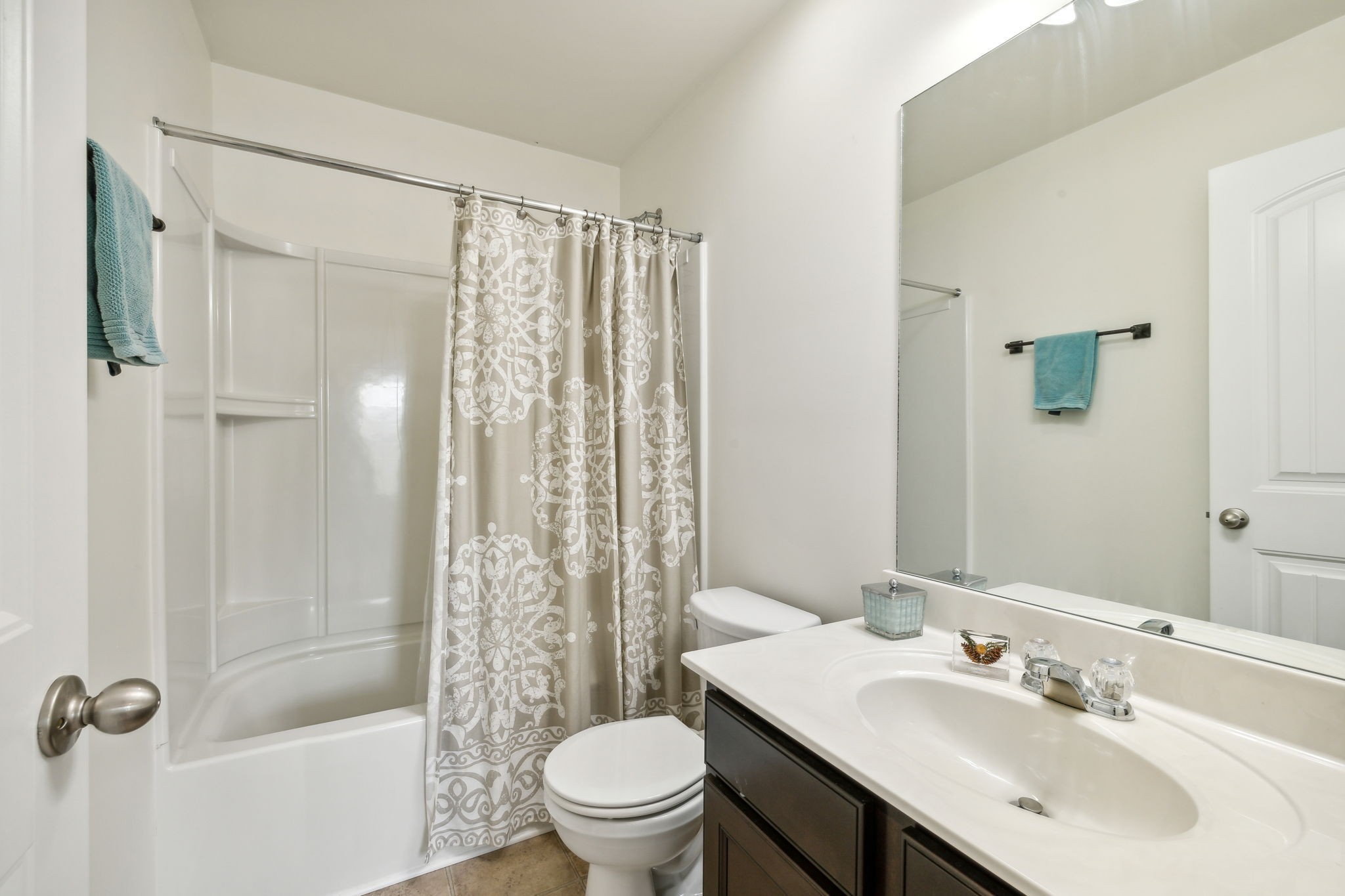 1305 Riverbrook Dr