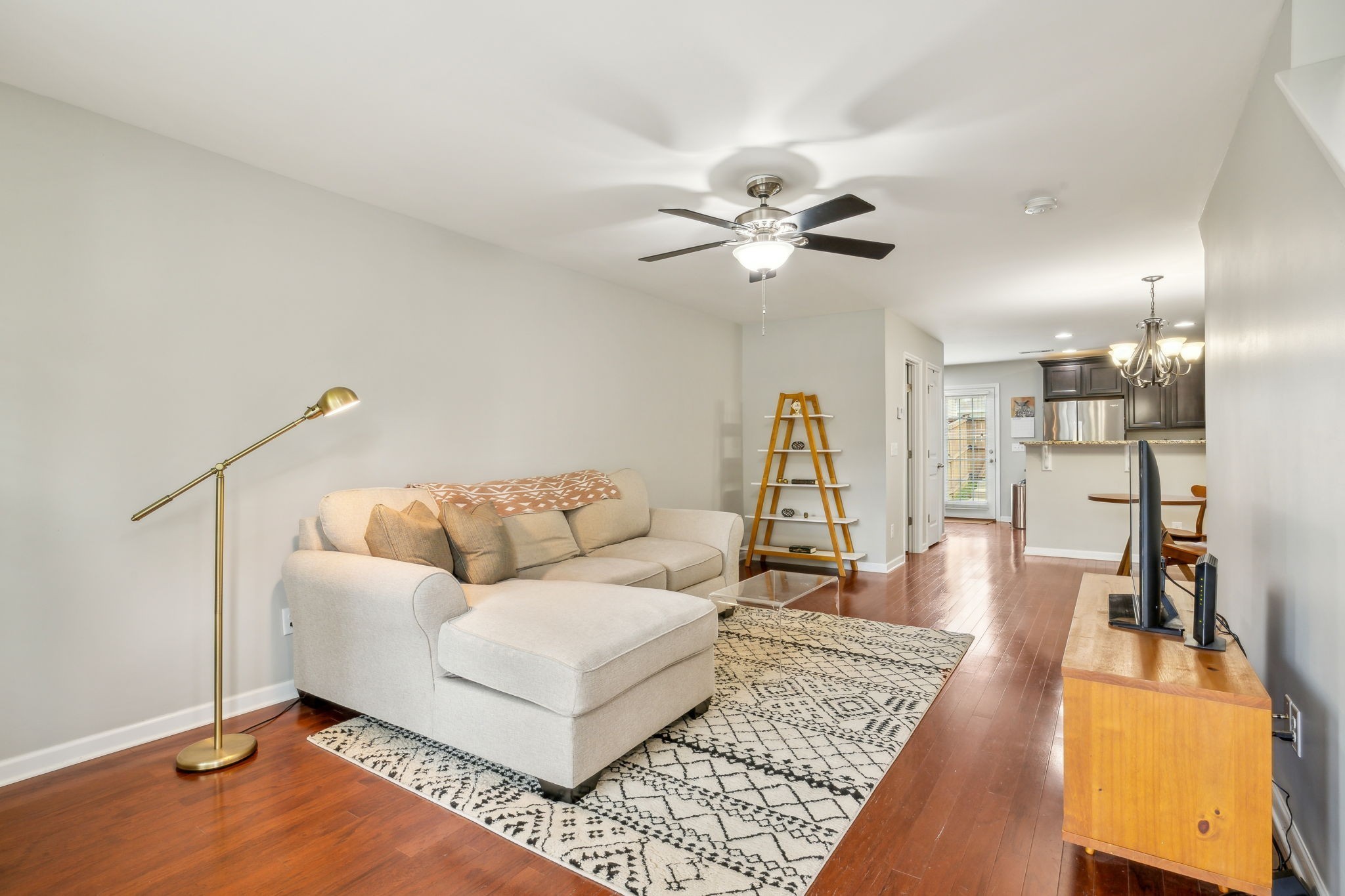 1305 Riverbrook Dr