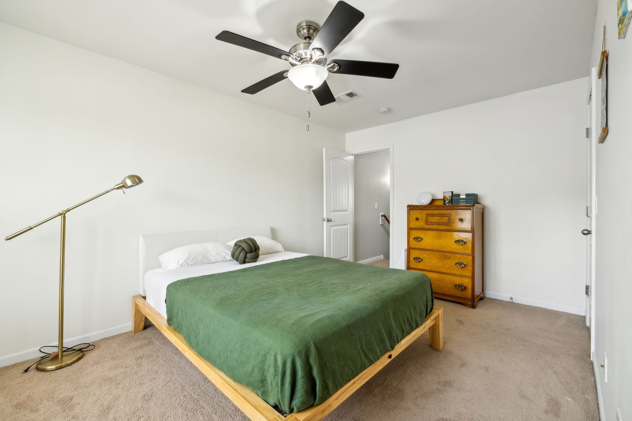 1305 Riverbrook Dr