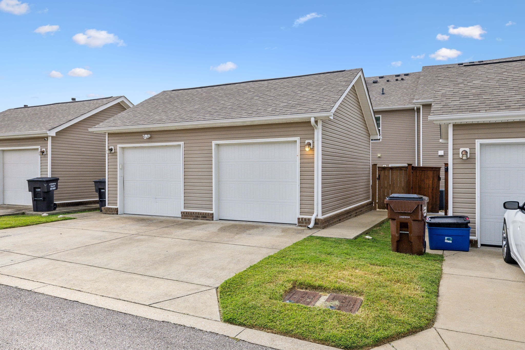 1305 Riverbrook Dr