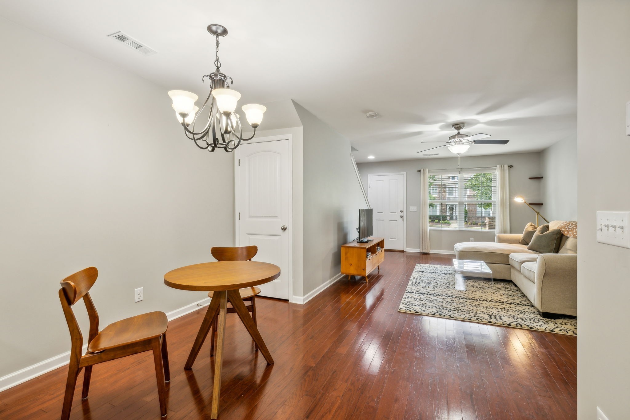 1305 Riverbrook Dr