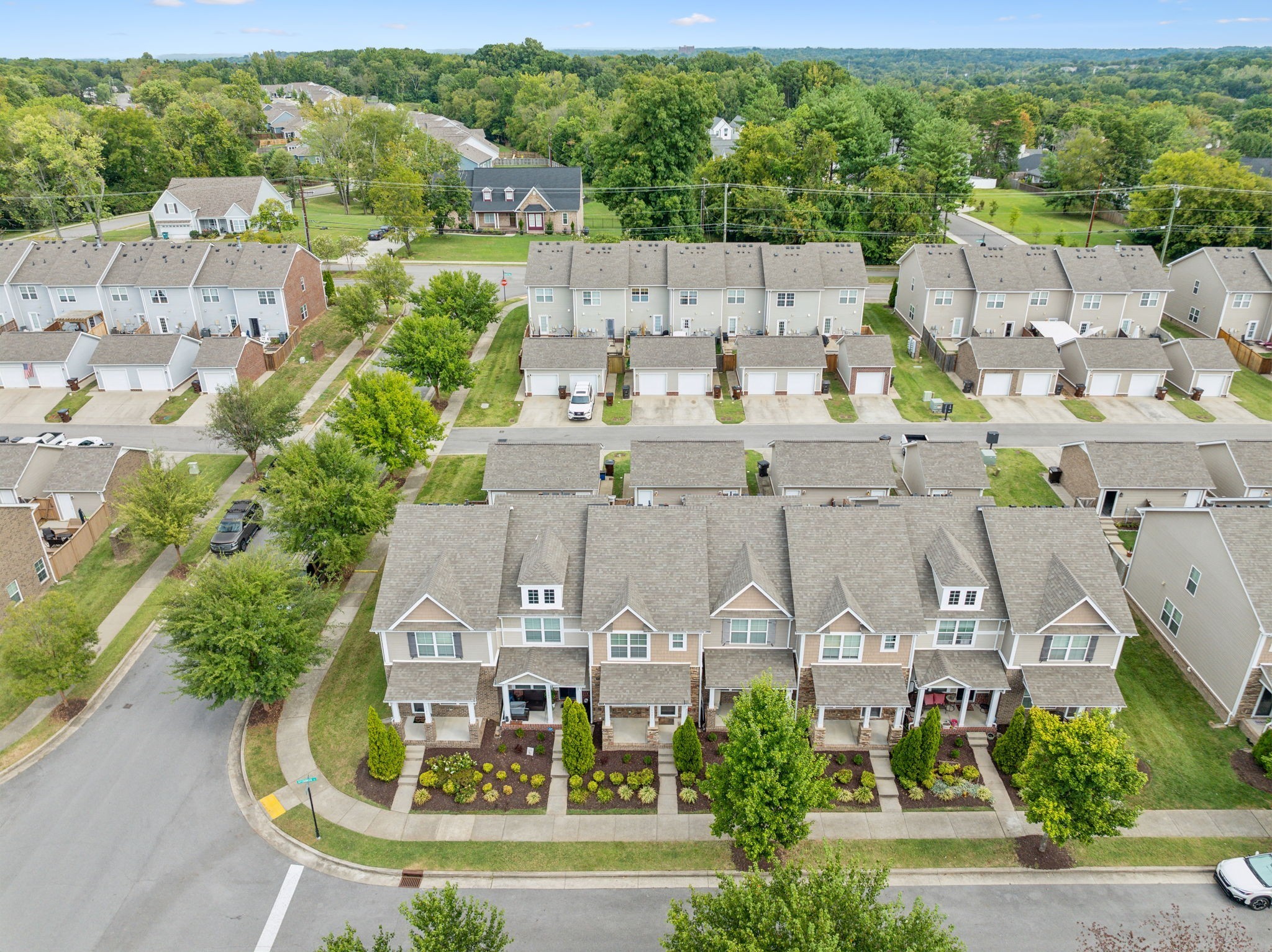1305 Riverbrook Dr