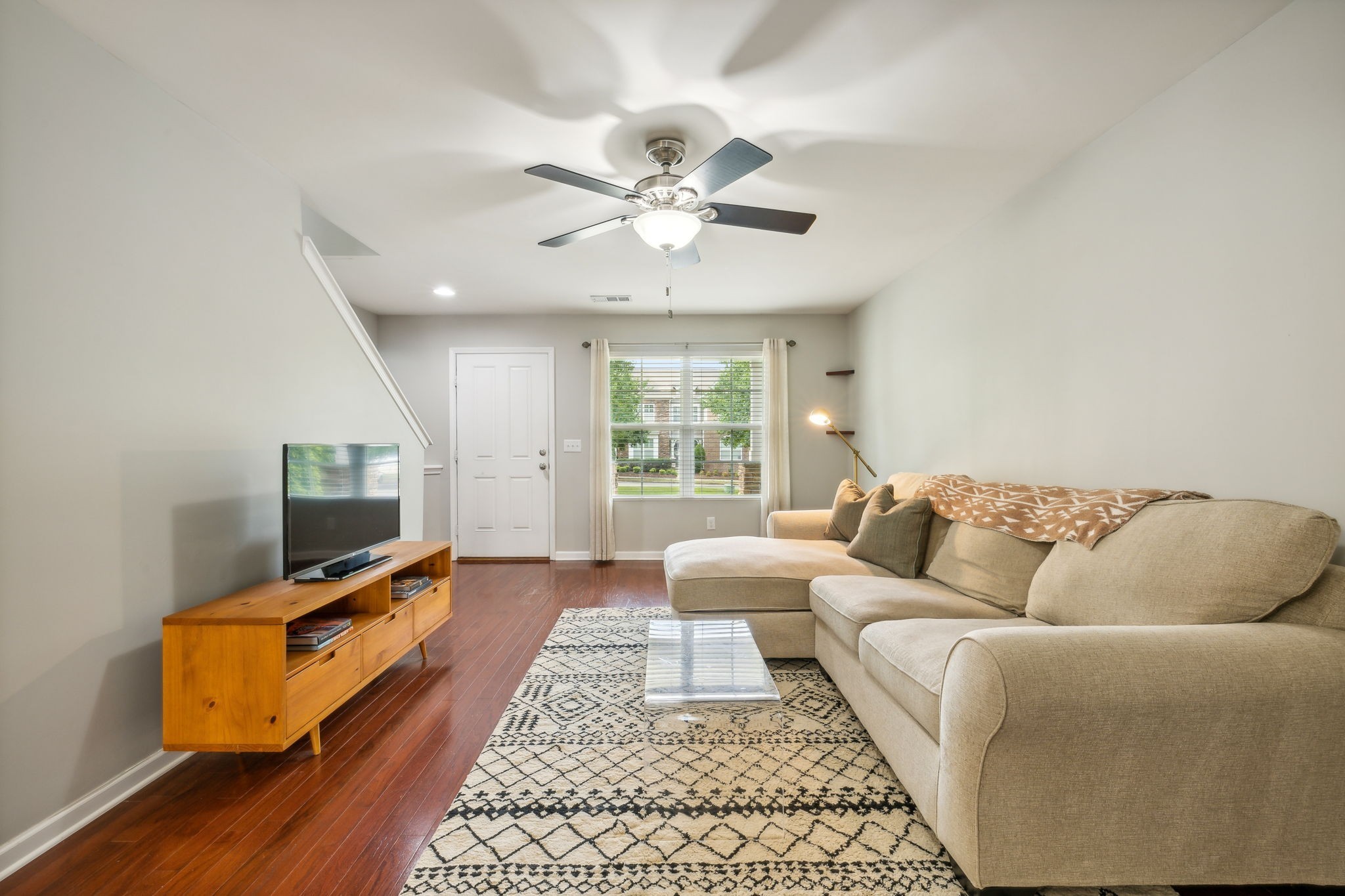 1305 Riverbrook Dr