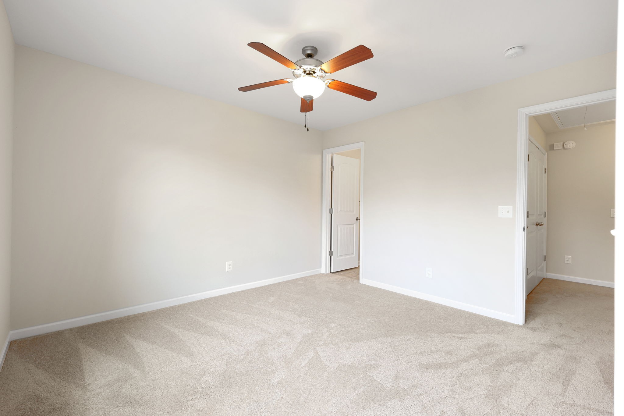 1351 Riverbrook Dr