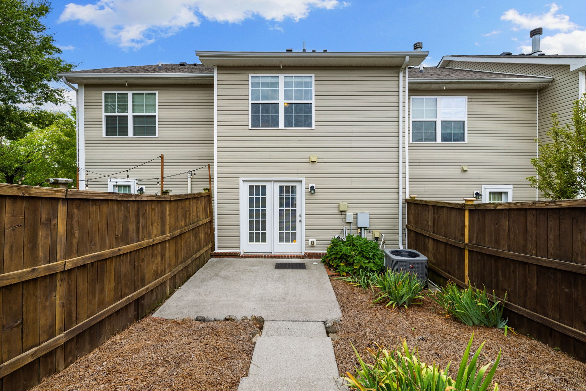 1351 Riverbrook Dr