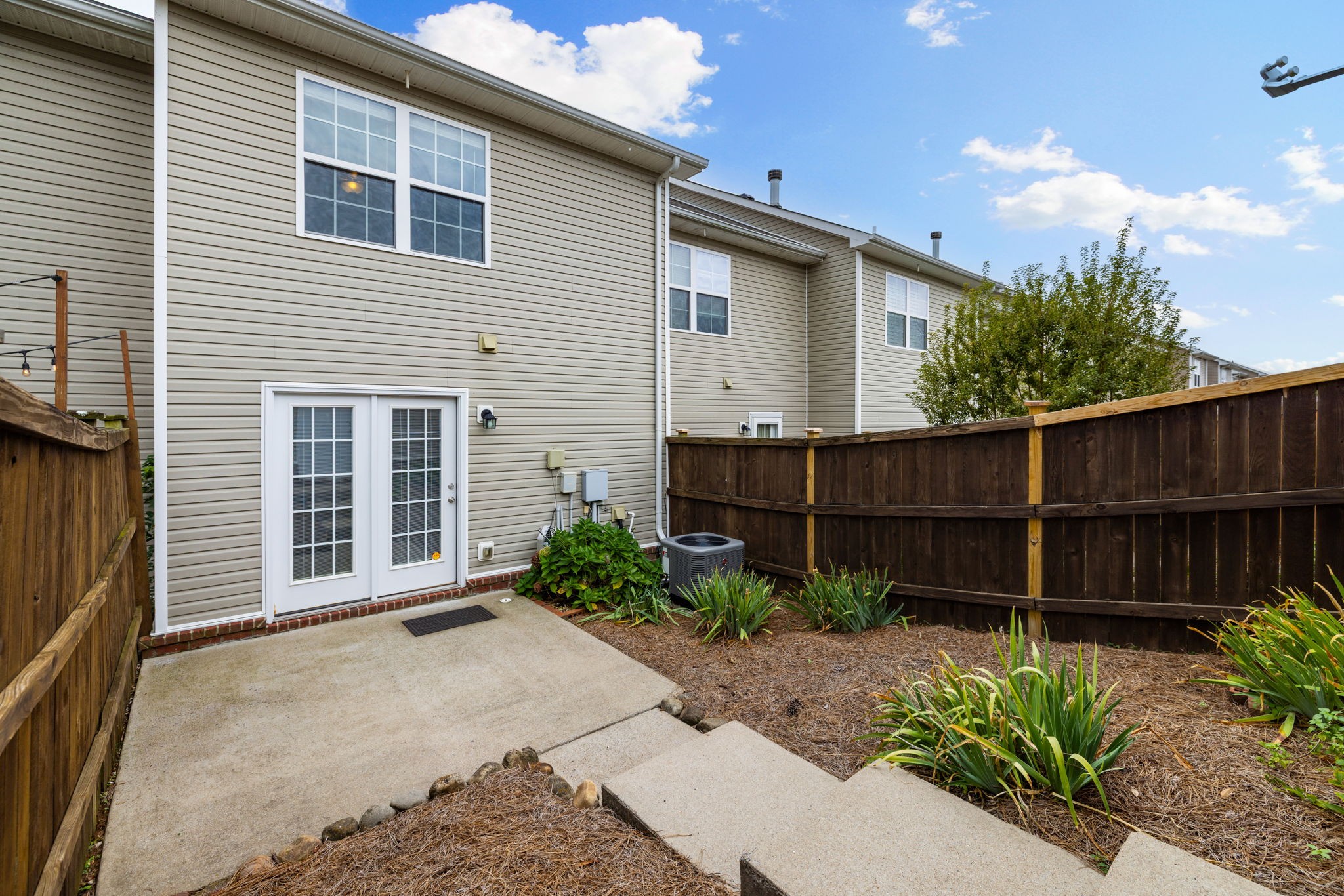 1351 Riverbrook Dr