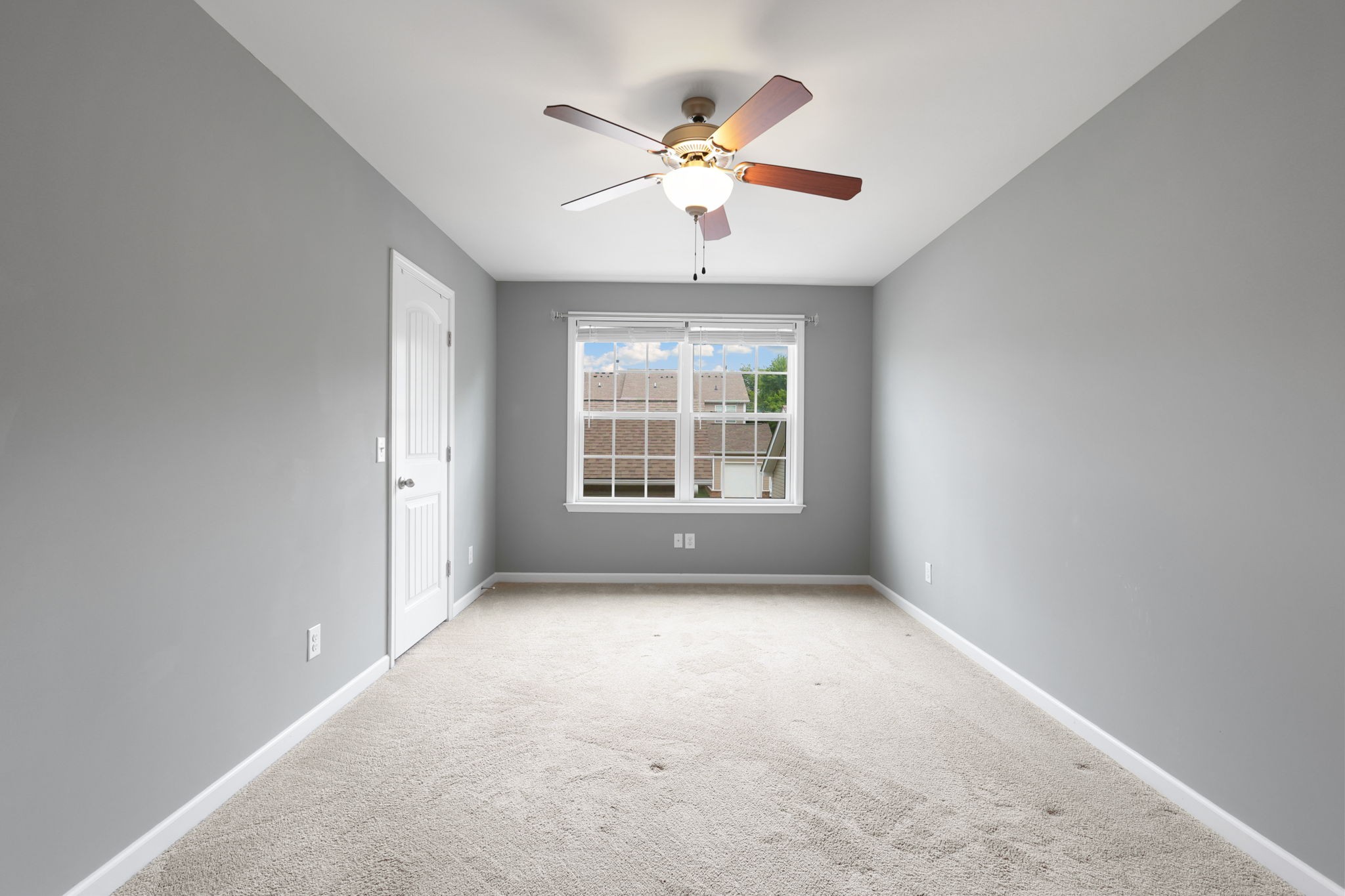 1351 Riverbrook Dr