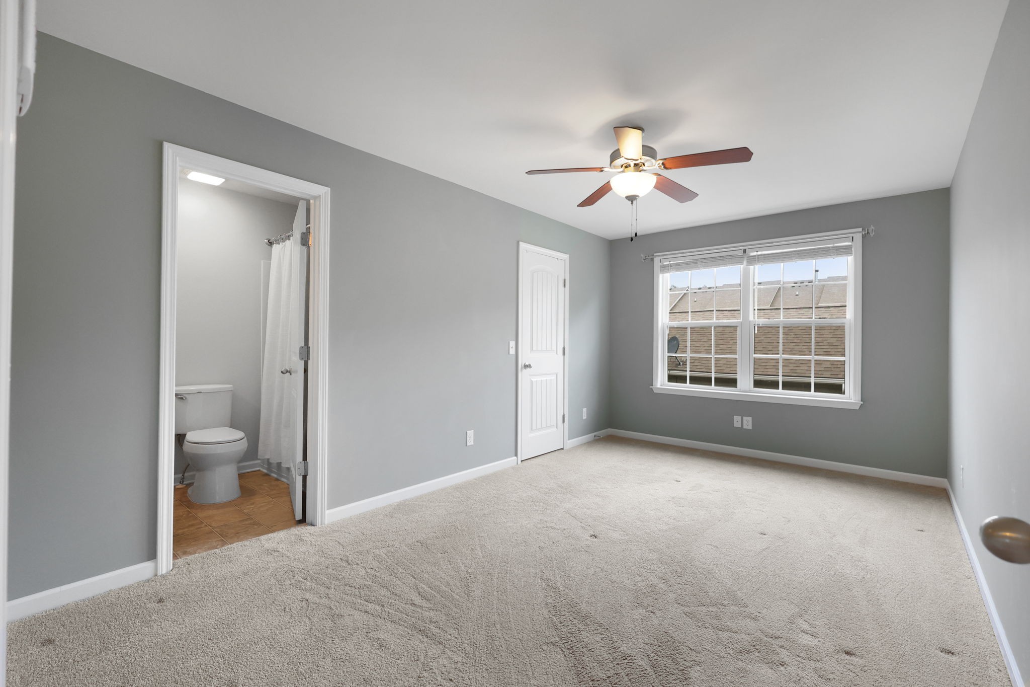 1351 Riverbrook Dr