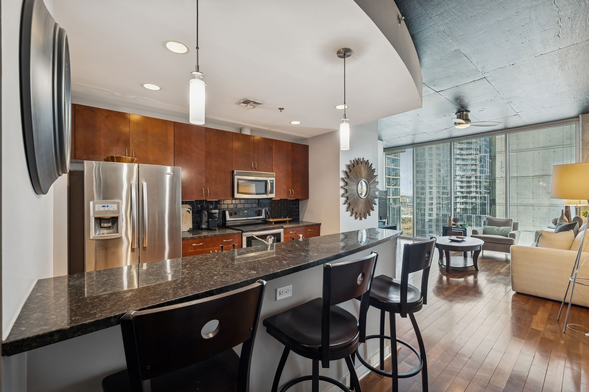 301 Demonbreun St Unit: 1713