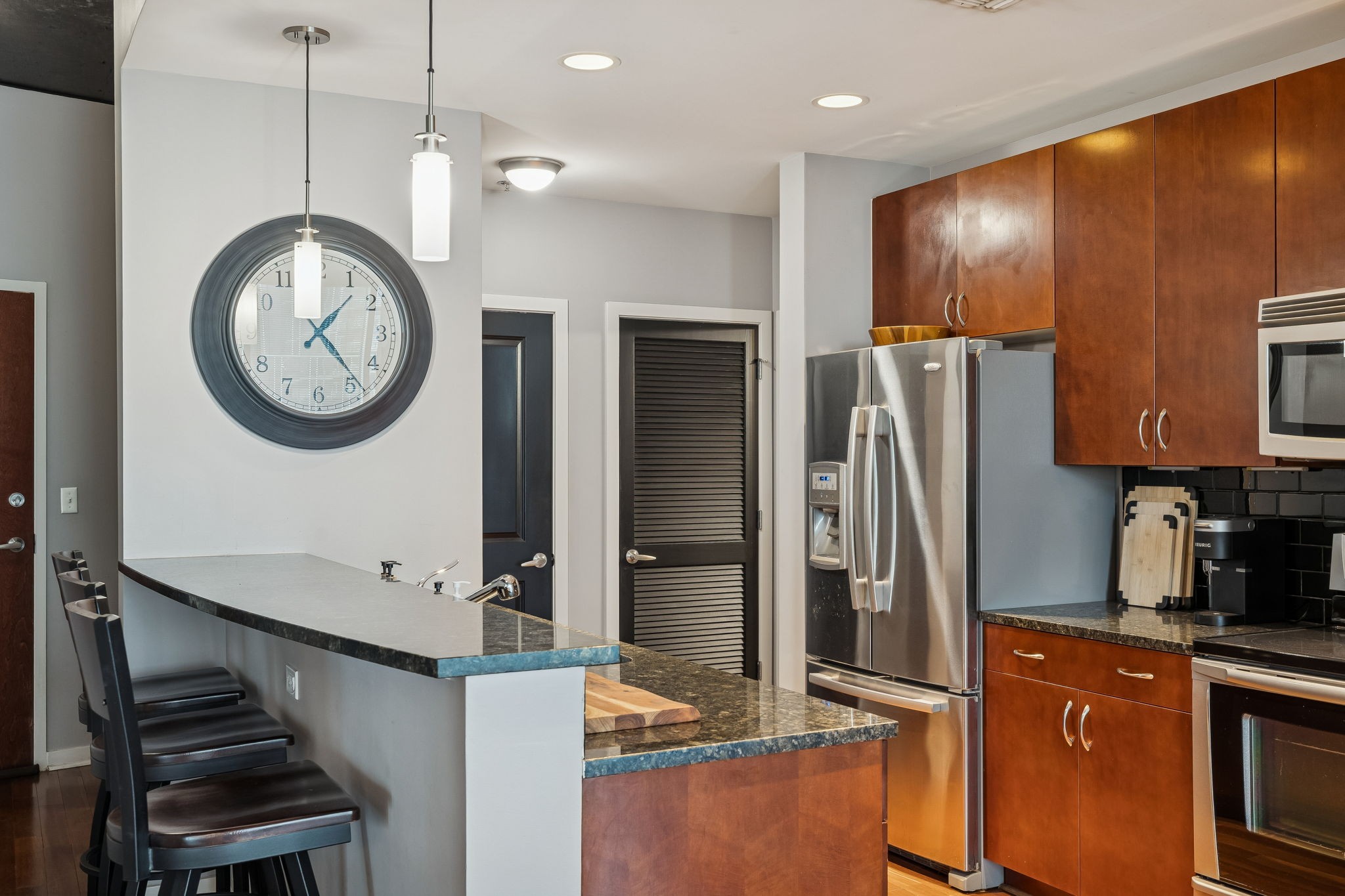 301 Demonbreun St Unit: 1713
