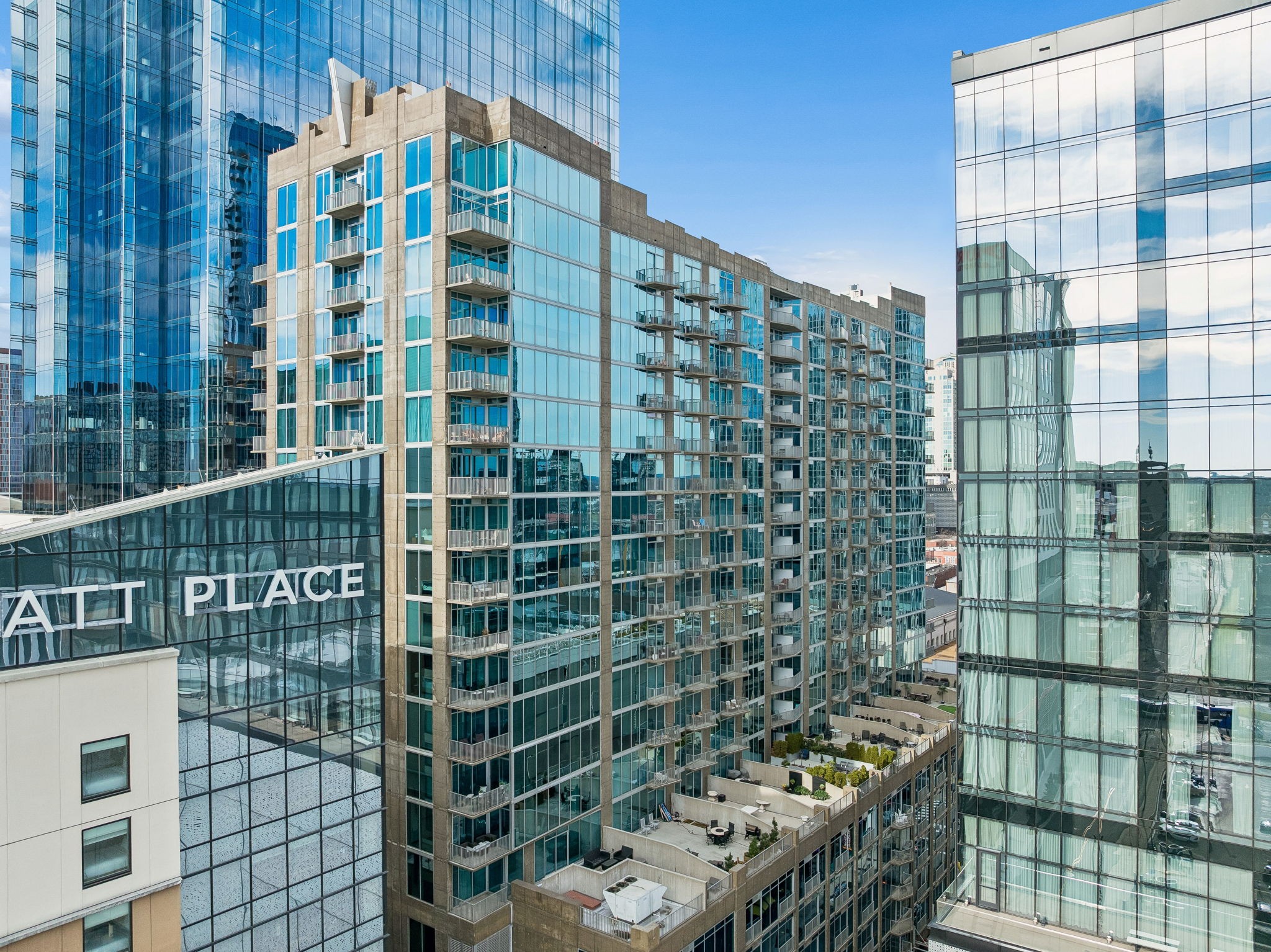 301 Demonbreun St Unit: 1713