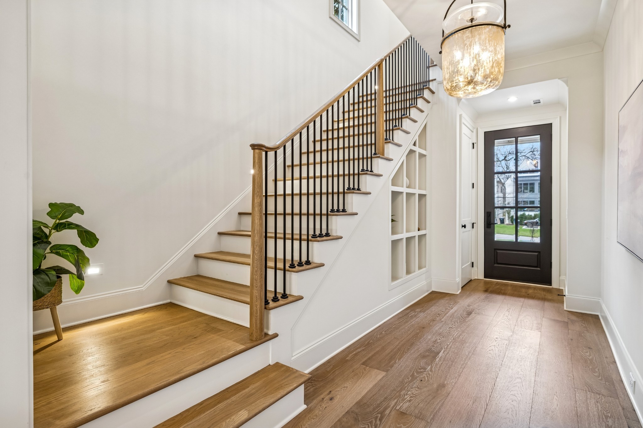 4426 Lealand Ln Unit: B