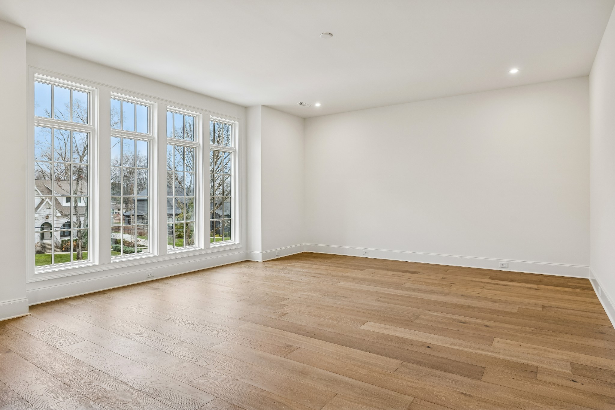 4426 Lealand Ln Unit: B