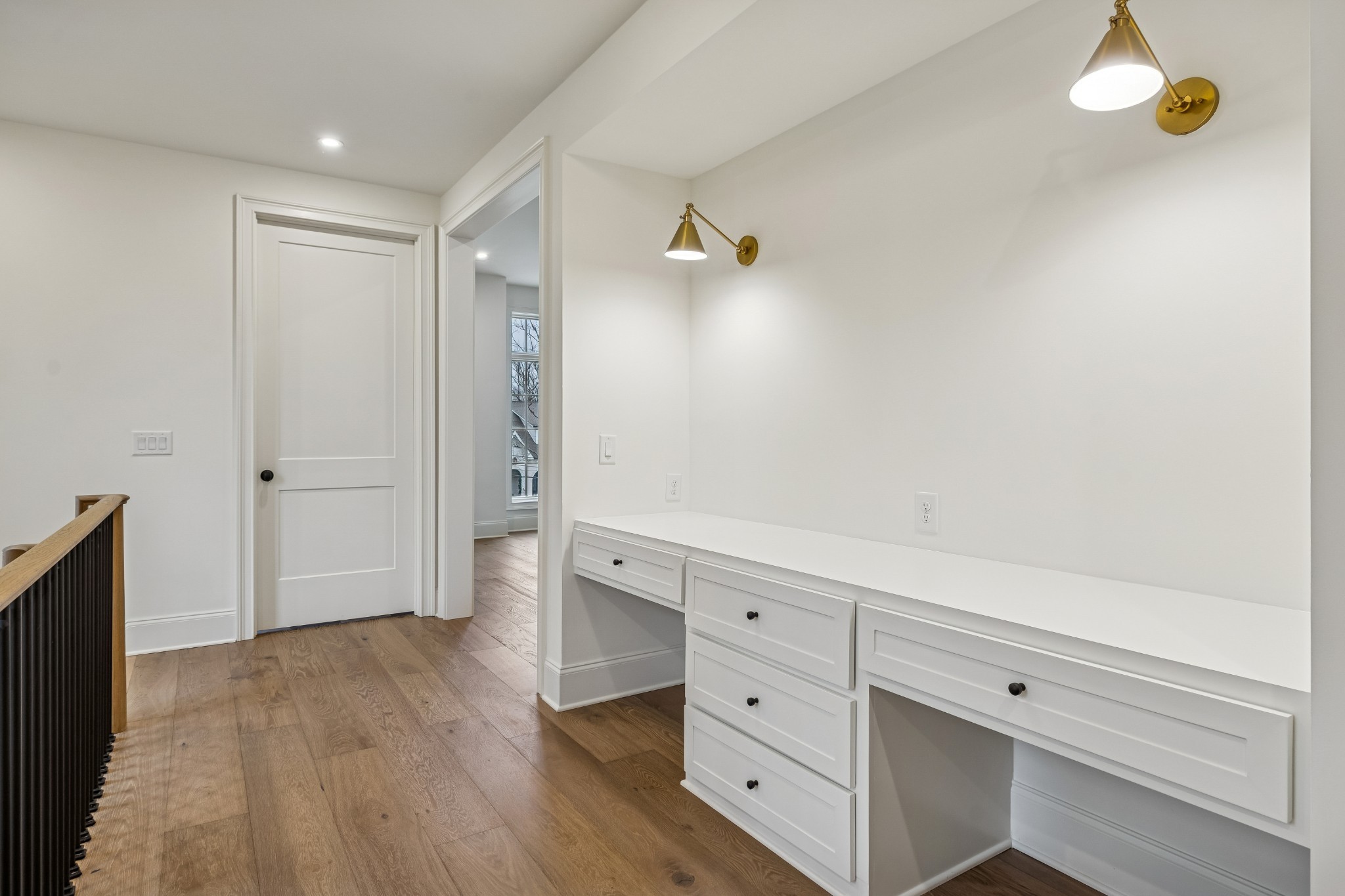 4426 Lealand Ln Unit: B