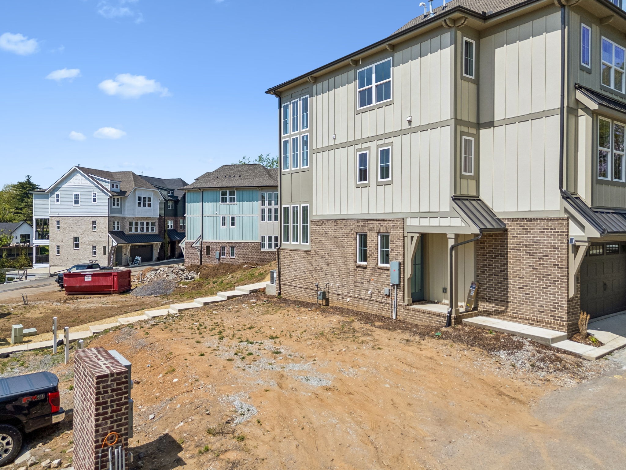 113 Honeywine St