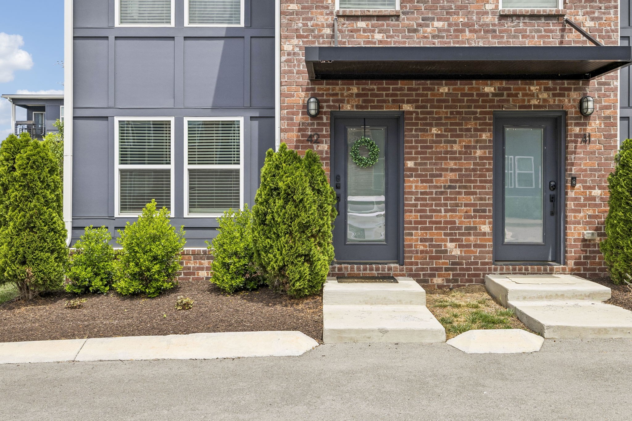 102 Duke St Unit: 42