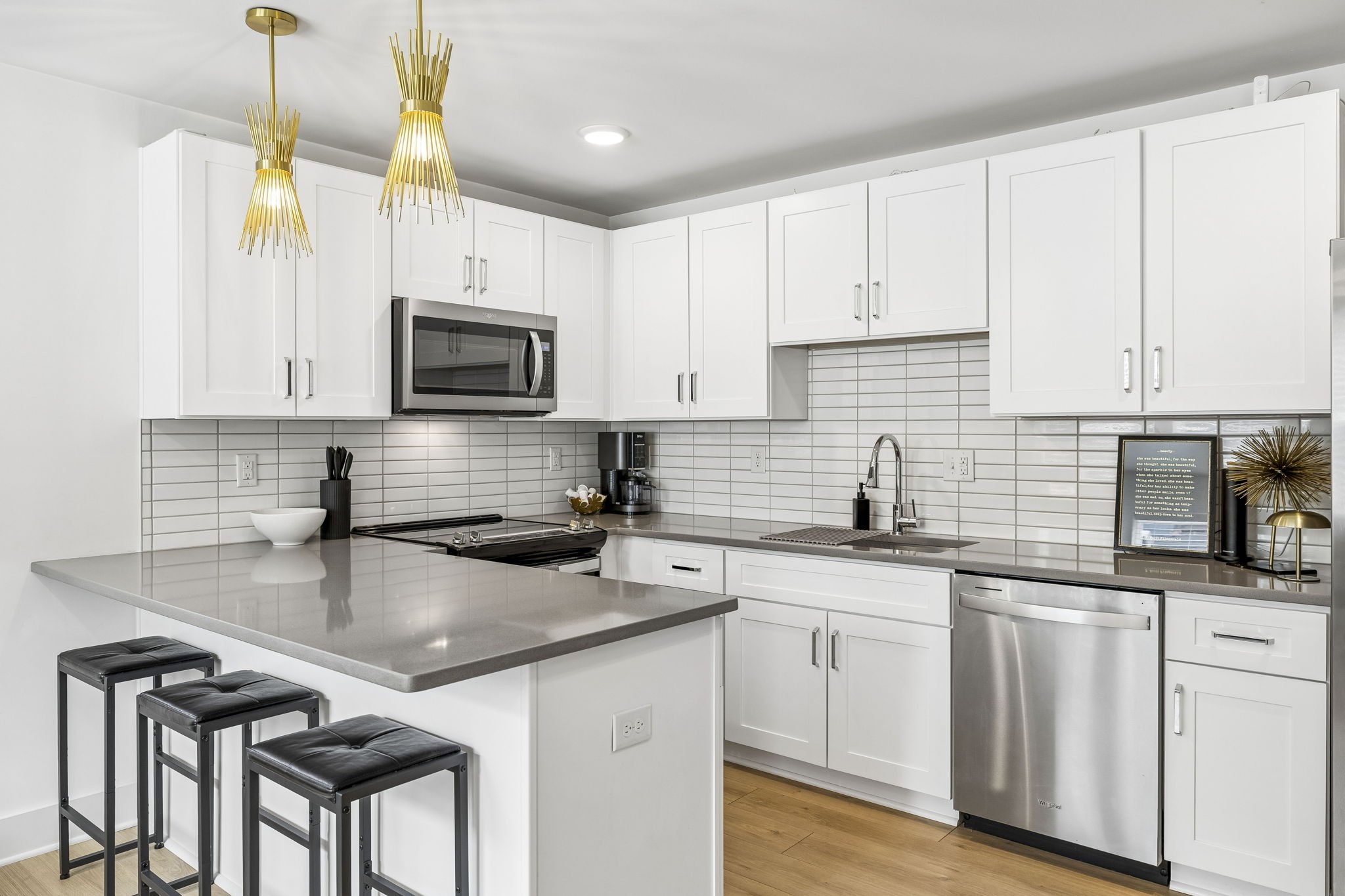 102 Duke St Unit: 42