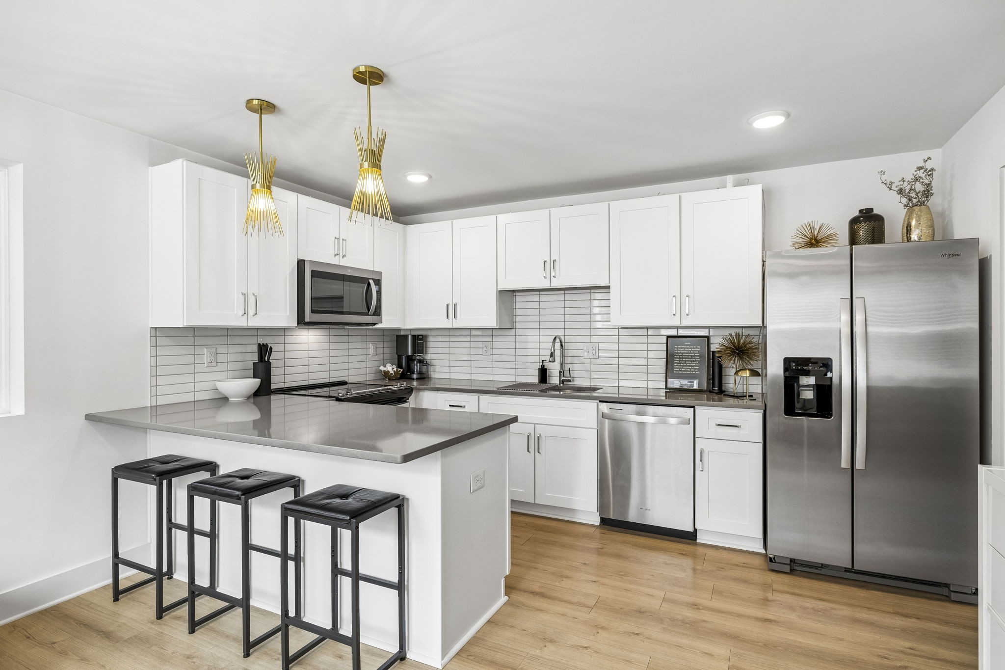 102 Duke St Unit: 42