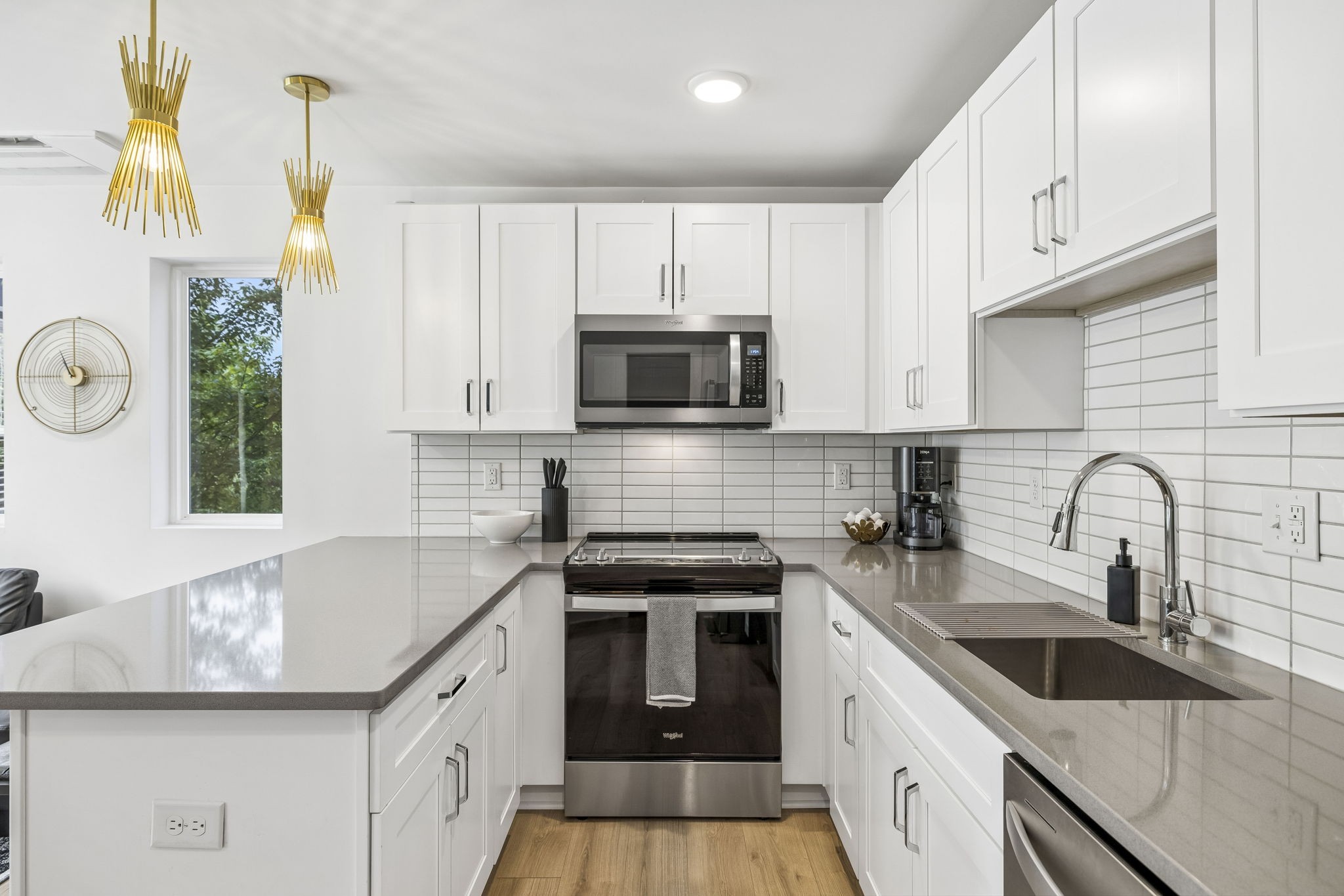 102 Duke St Unit: 42