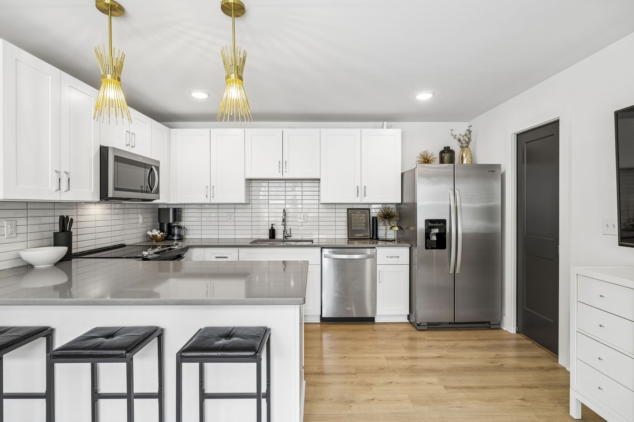 102 Duke St Unit: 42