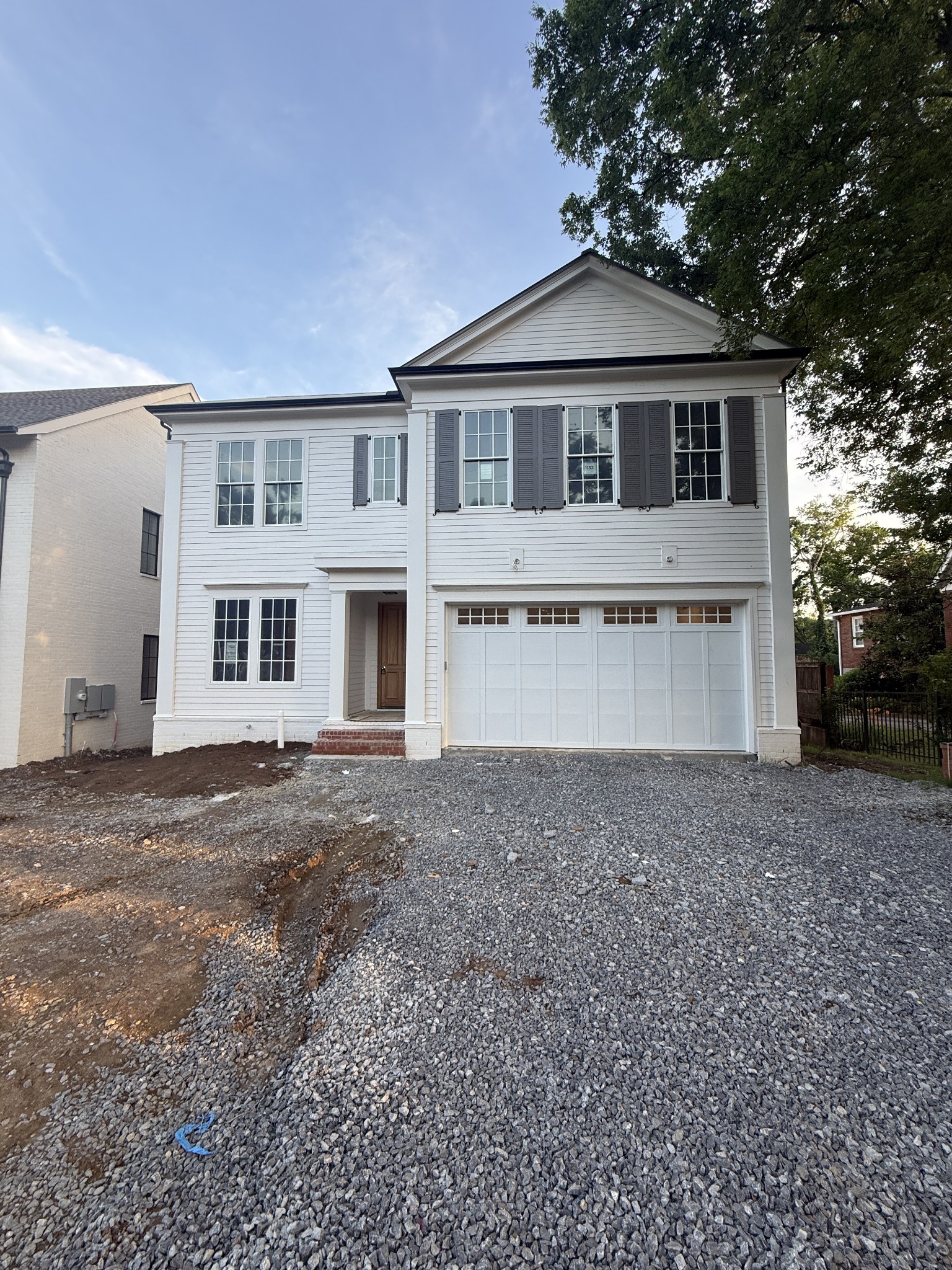 1133 Maplehurst Ln