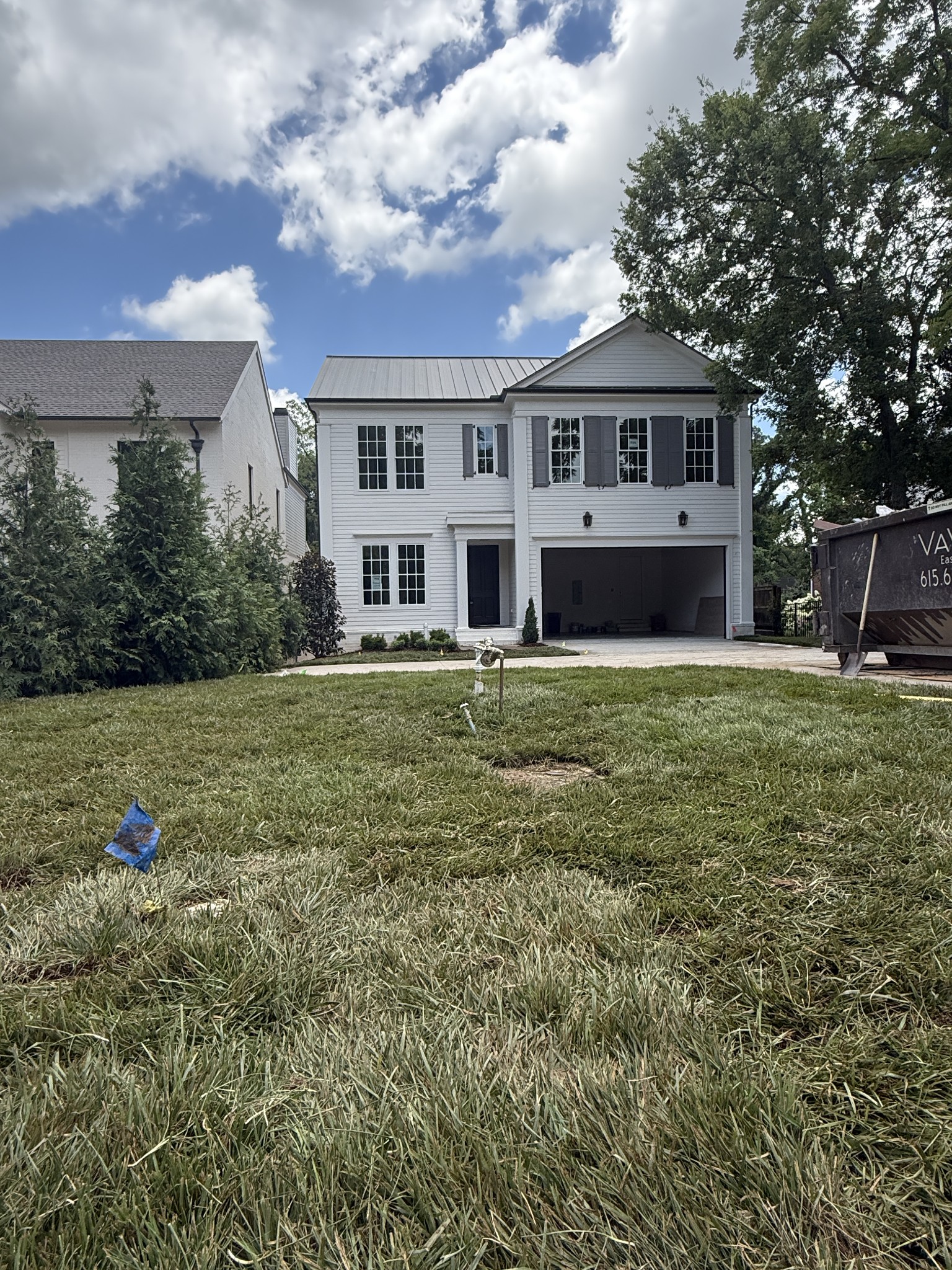 1133 Maplehurst Ln