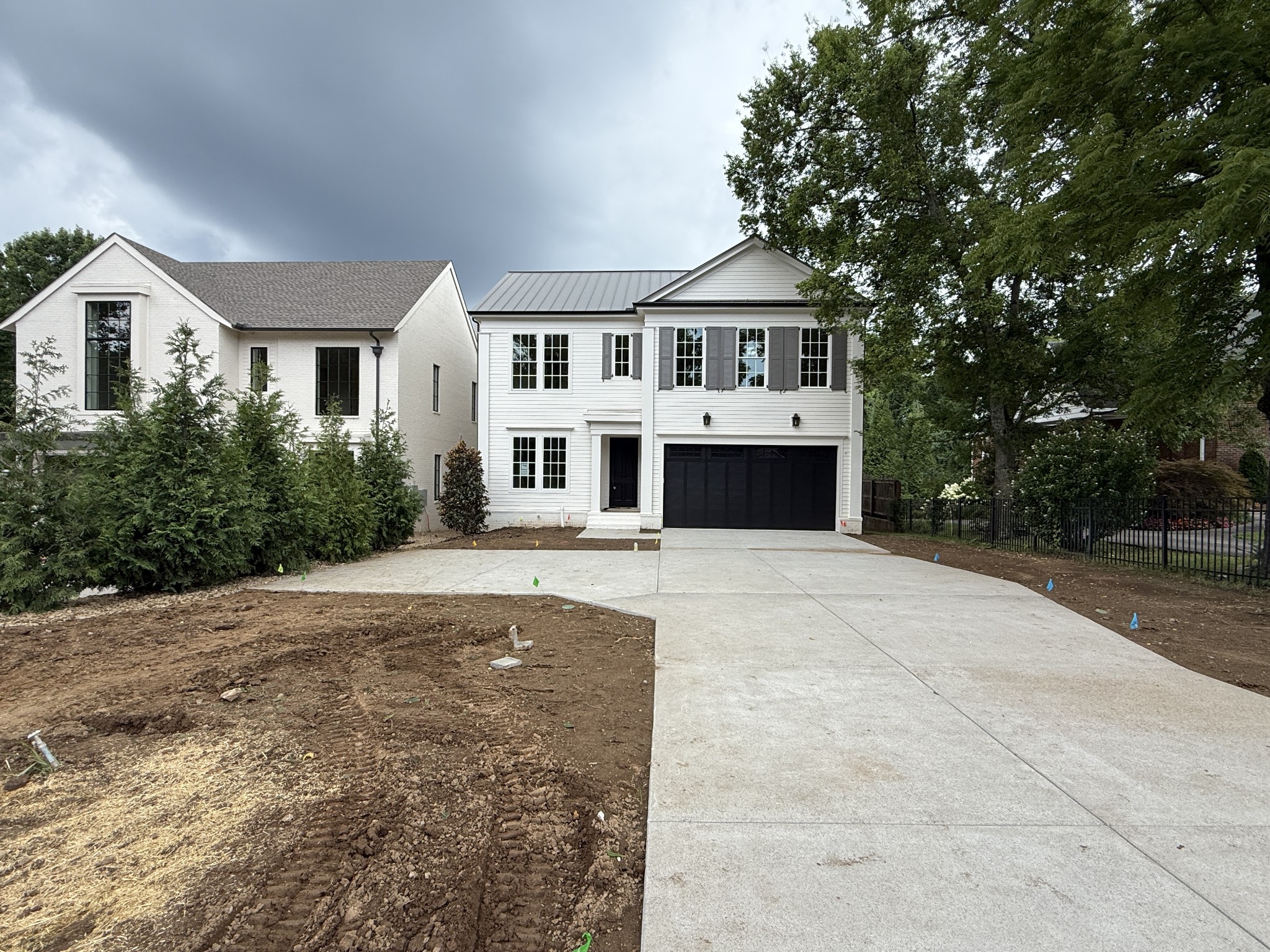 1133 Maplehurst Ln