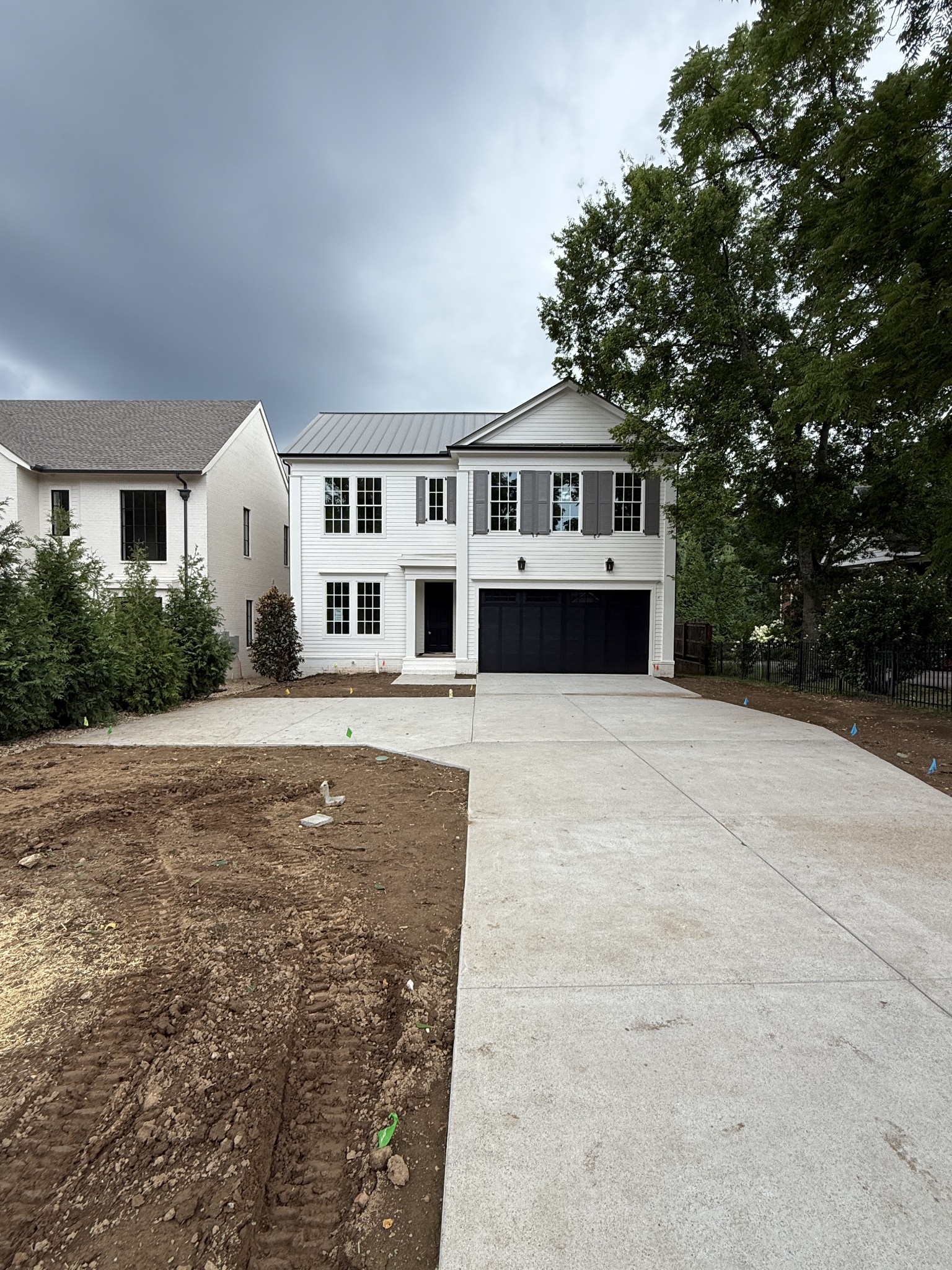 1133 Maplehurst Ln