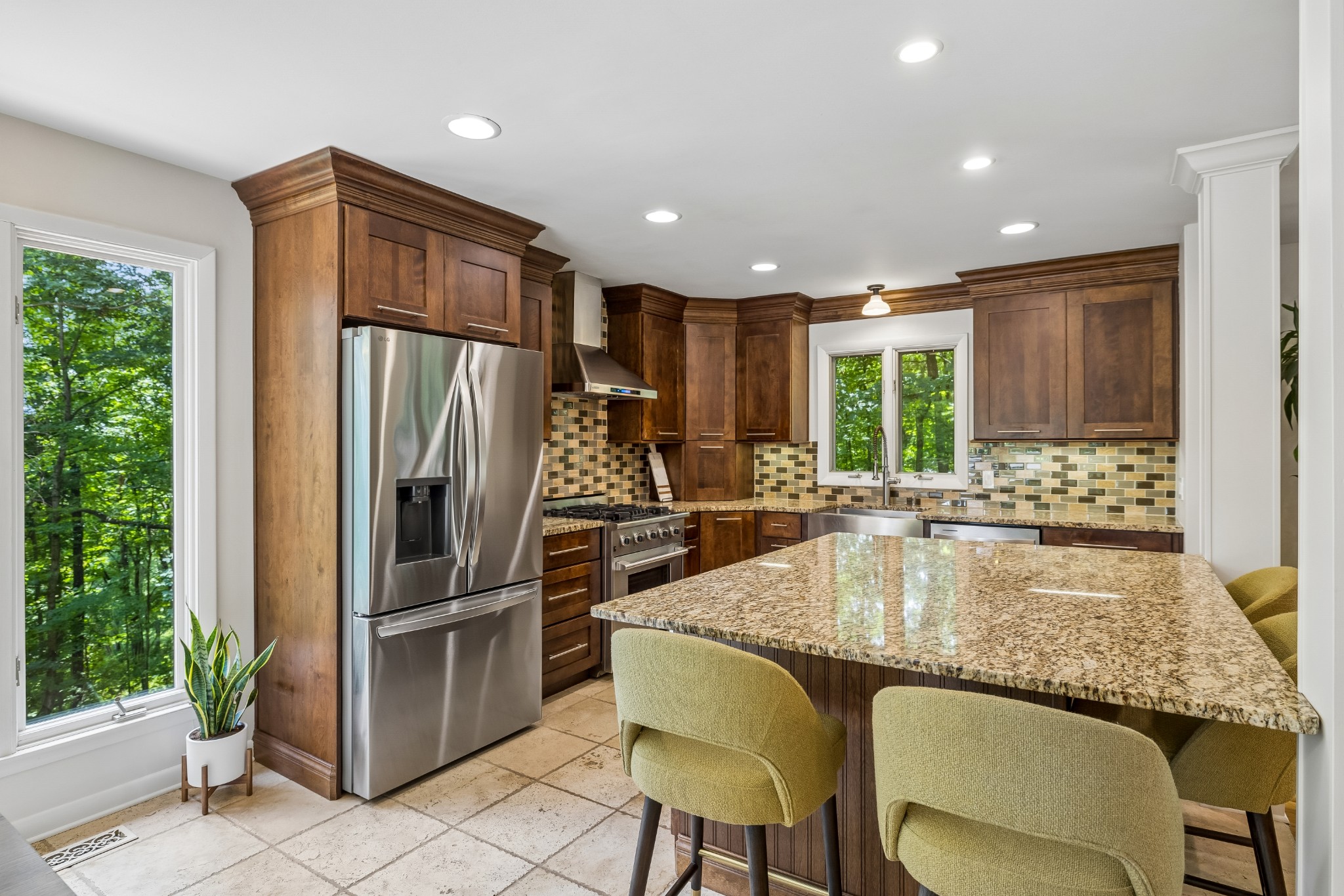 1214 Brentwood Ln