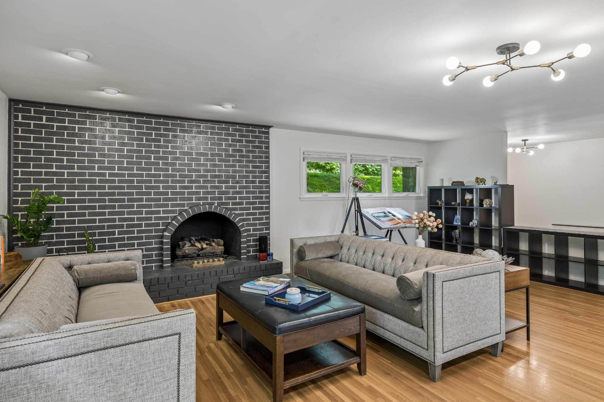 1214 Brentwood Ln