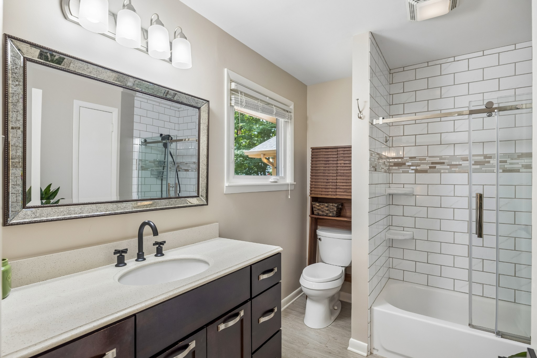 1214 Brentwood Ln