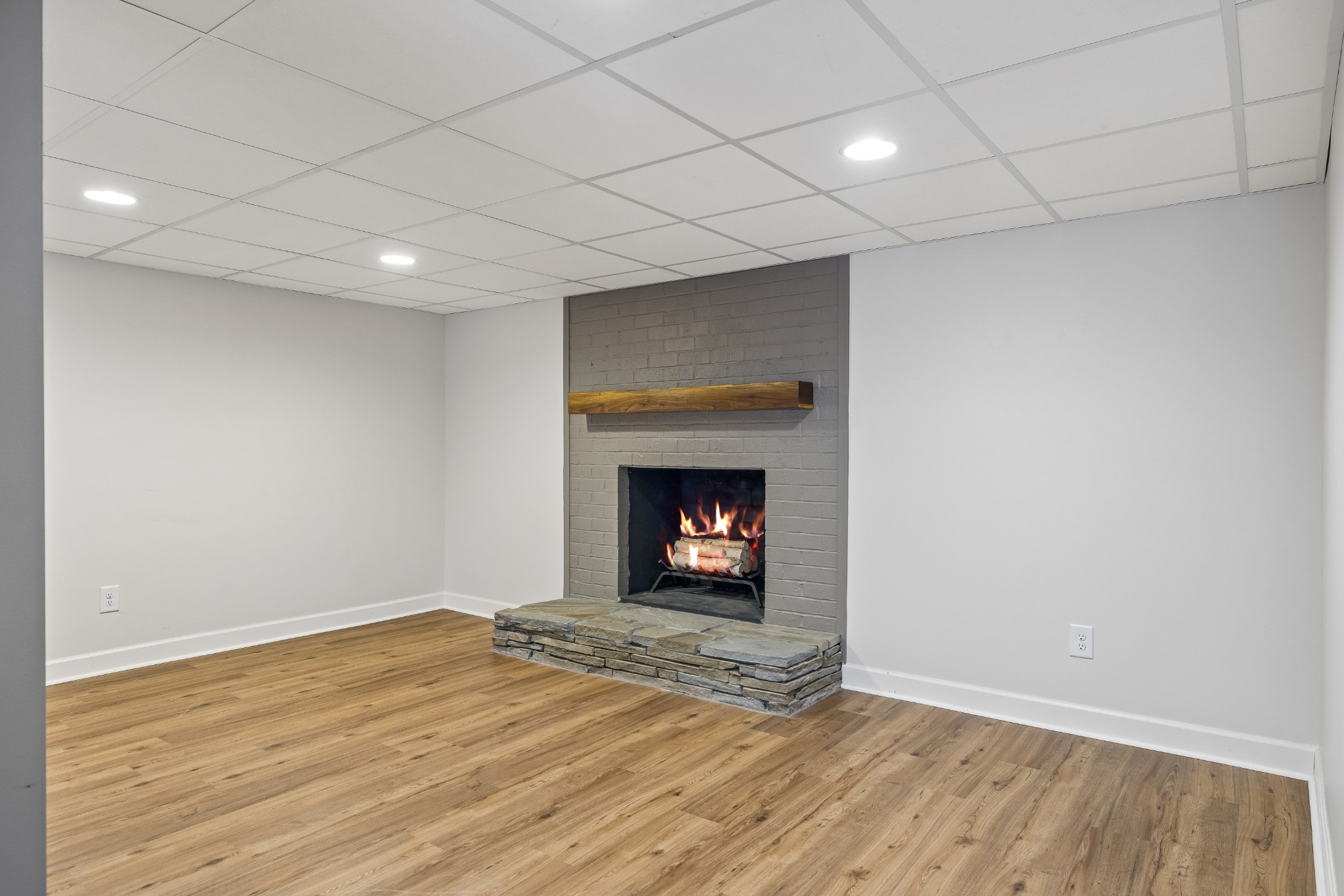 1214 Brentwood Ln