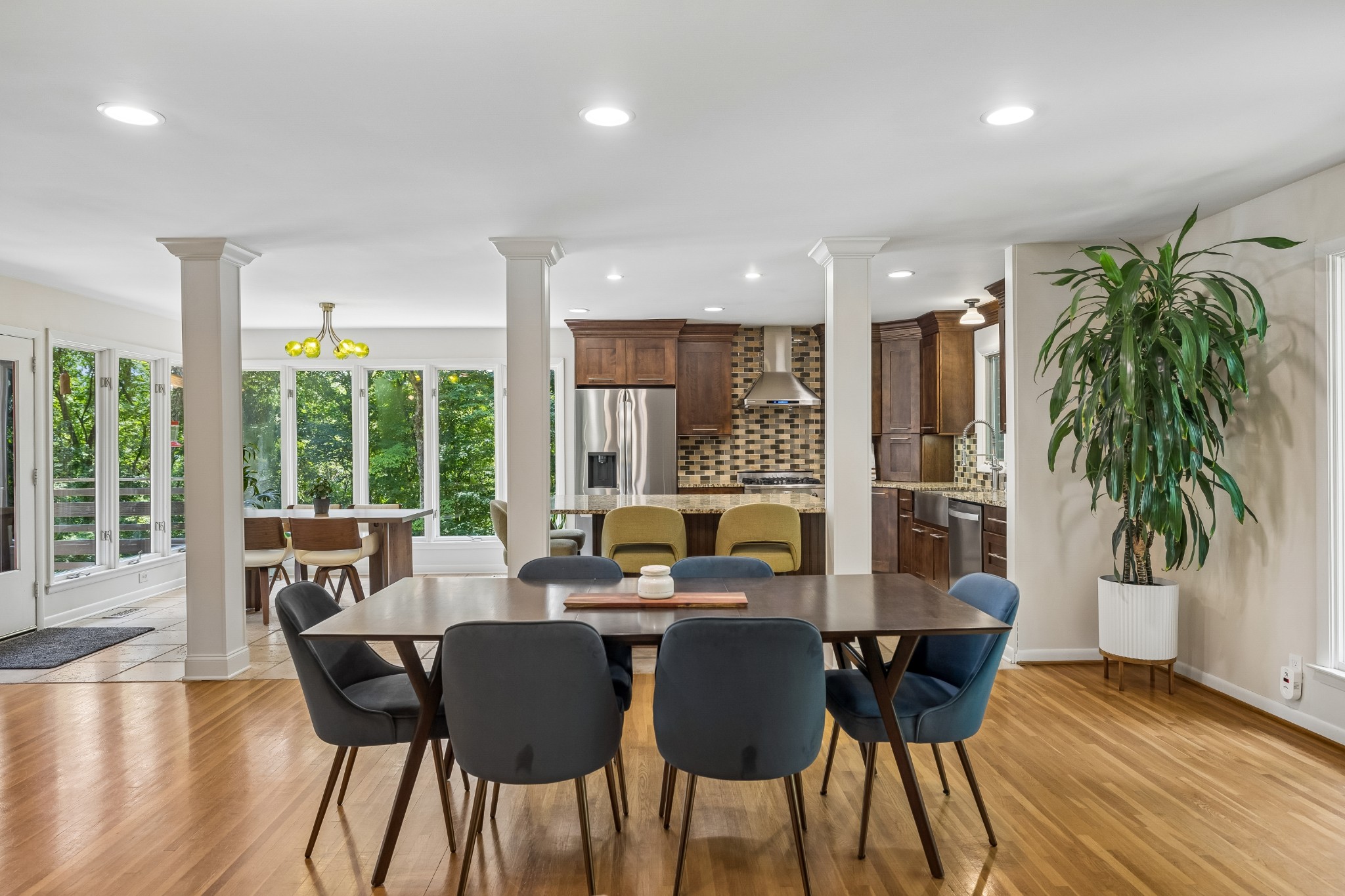 1214 Brentwood Ln
