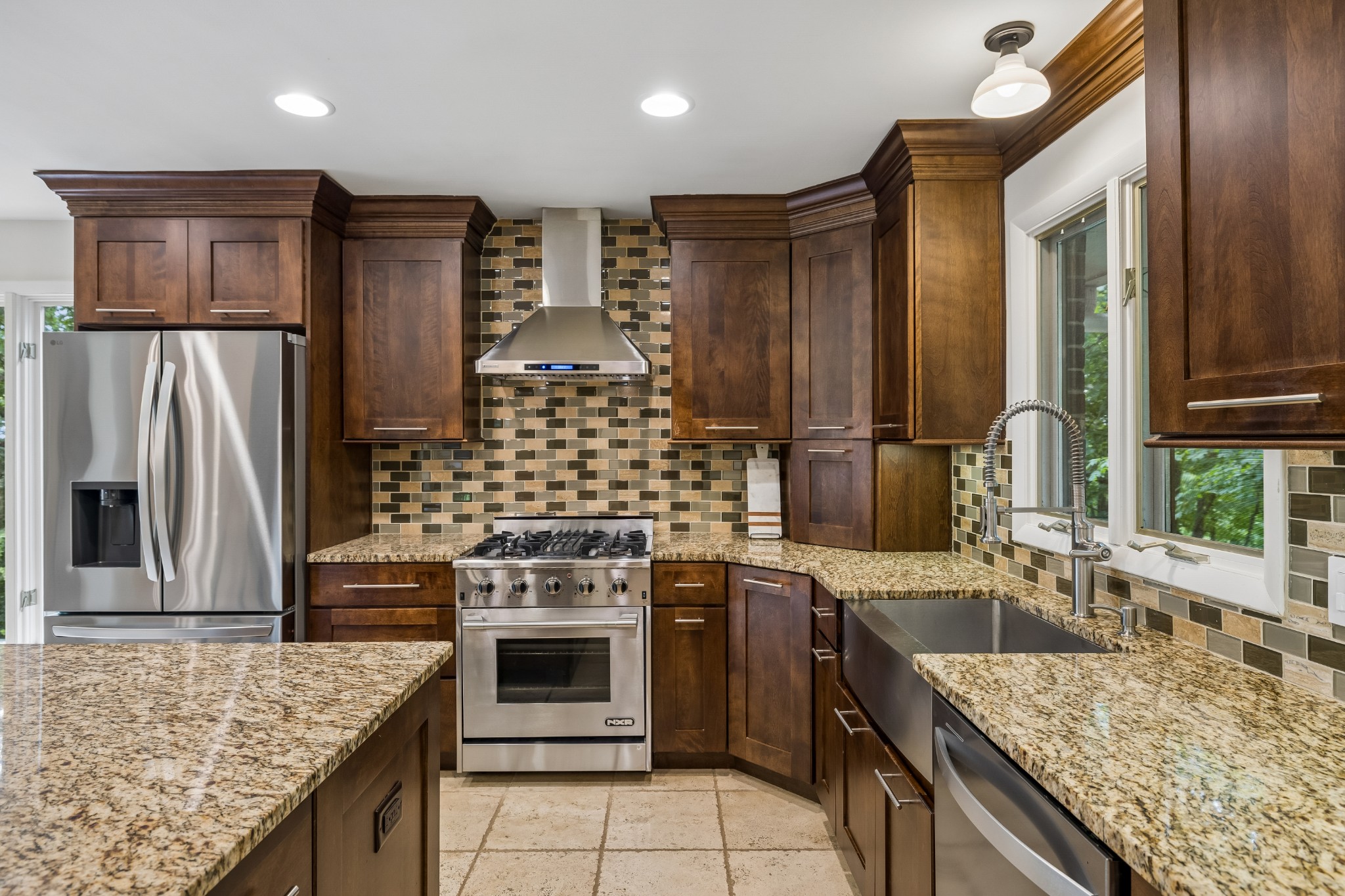 1214 Brentwood Ln